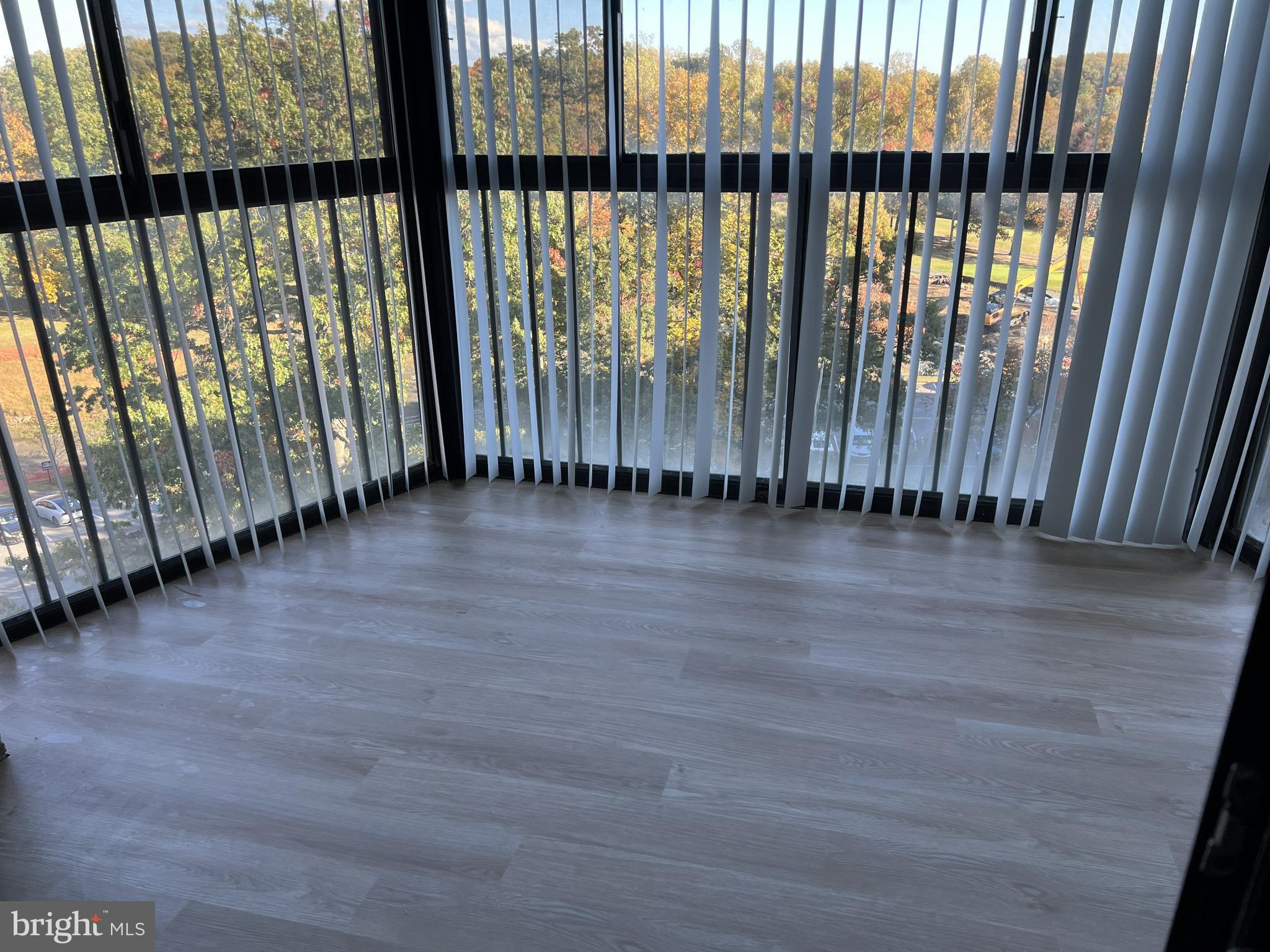 LEISURE WORLD - Residential Lease