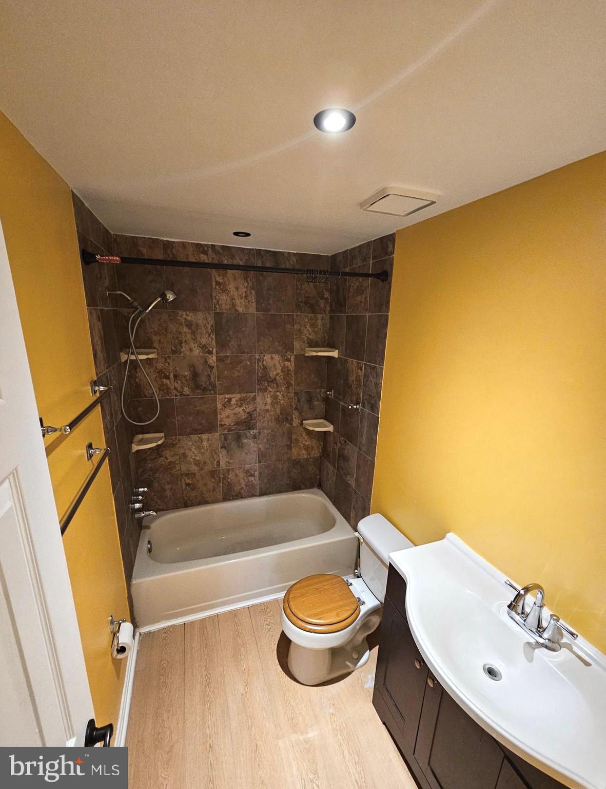 ST CHARLES SUB - WAKEFIELD - Residential