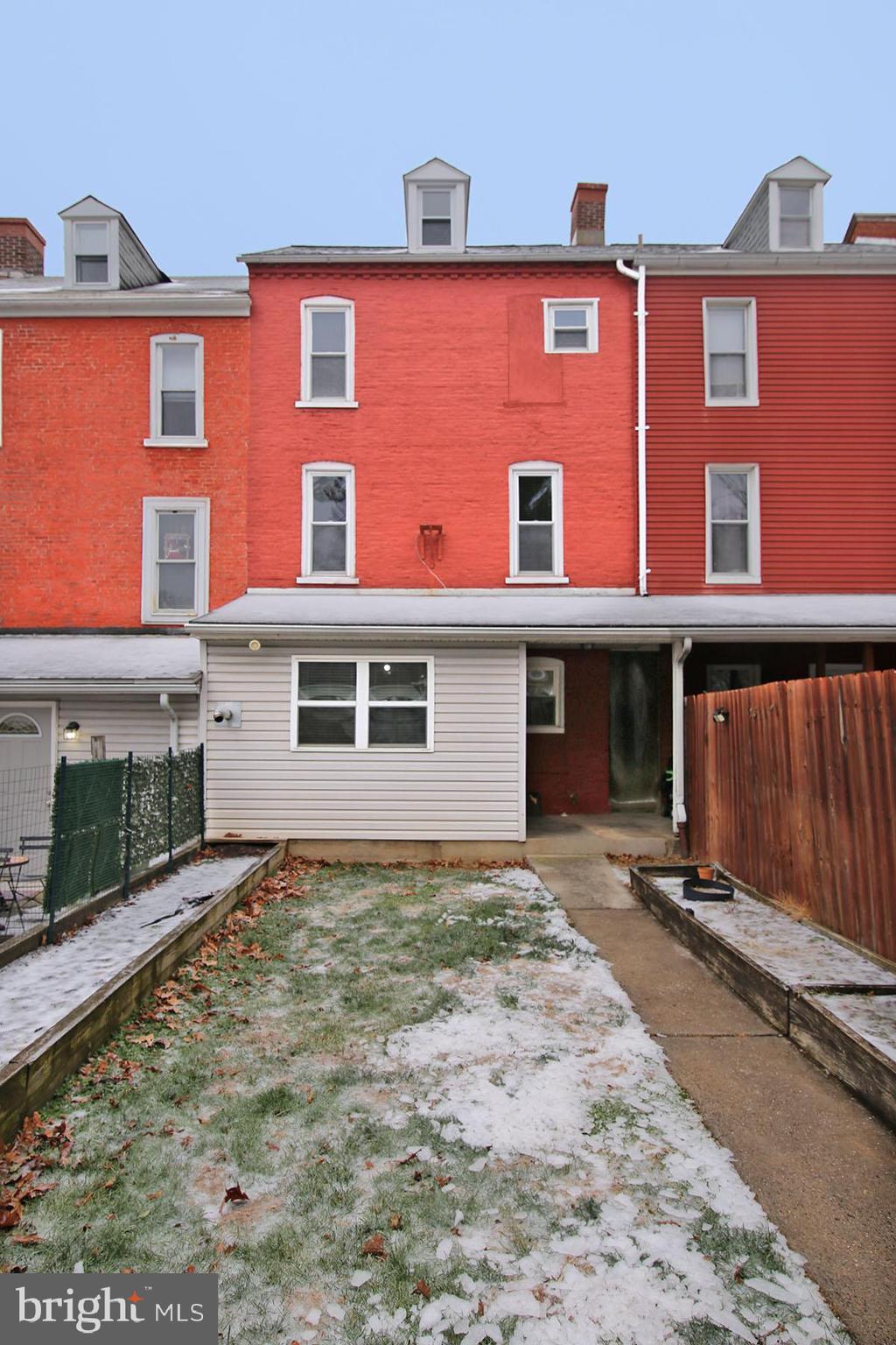 ANTHRACITE VILLAGE - Residential