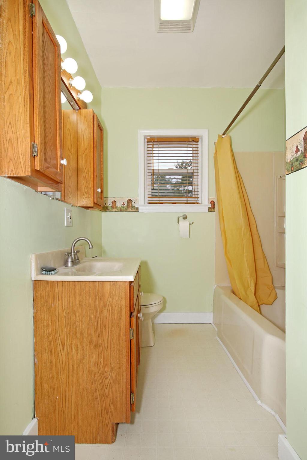 ANTHRACITE VILLAGE - Residential