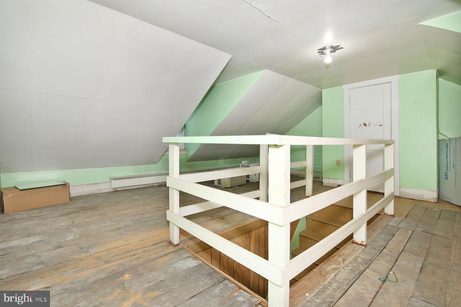 ANTHRACITE VILLAGE - Residential