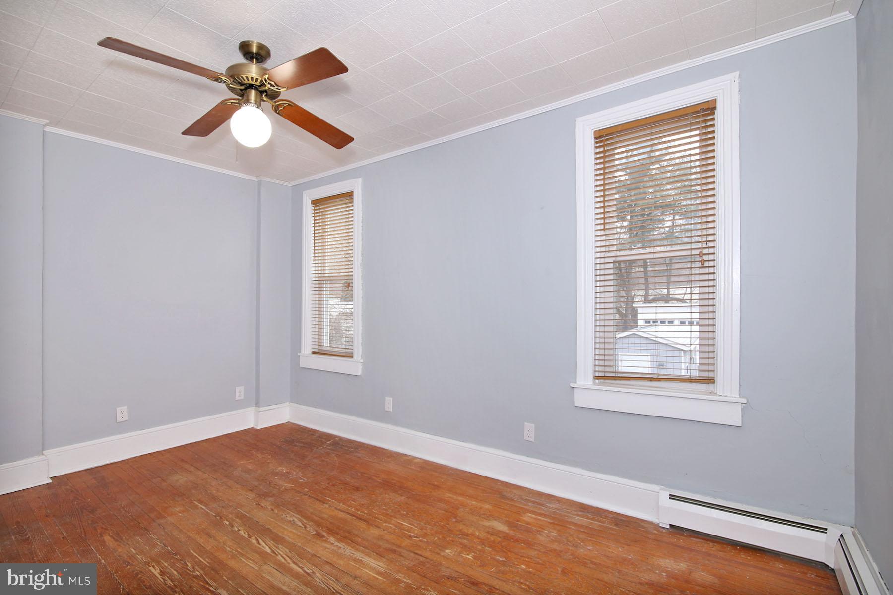 ANTHRACITE VILLAGE - Residential