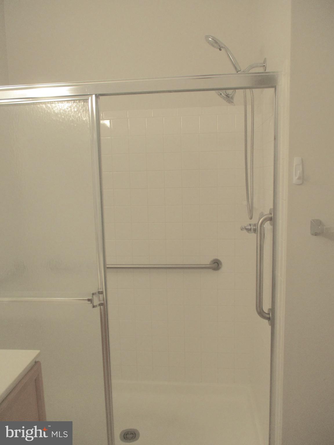 TIDEWATER COLONY - Residential Lease