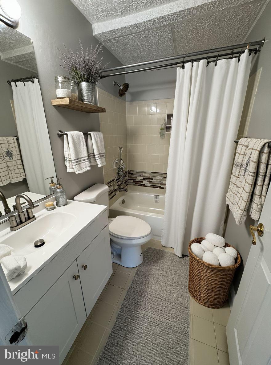 WATERFORD LANDING - Residential