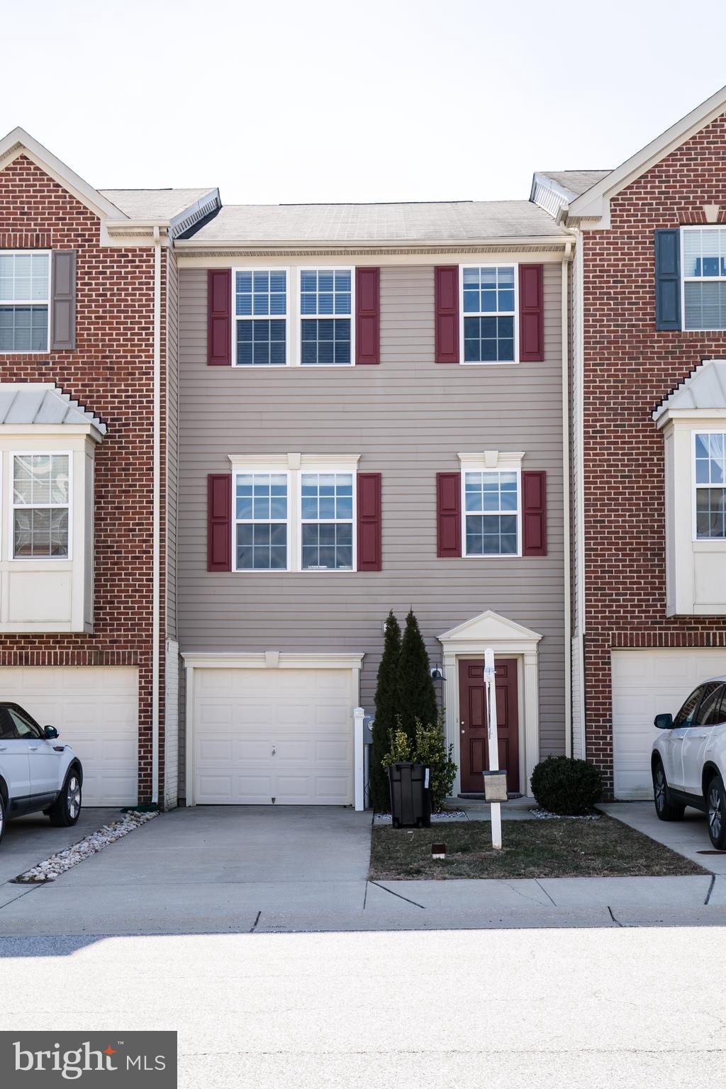 TANYARD SPRINGS - Residential Lease