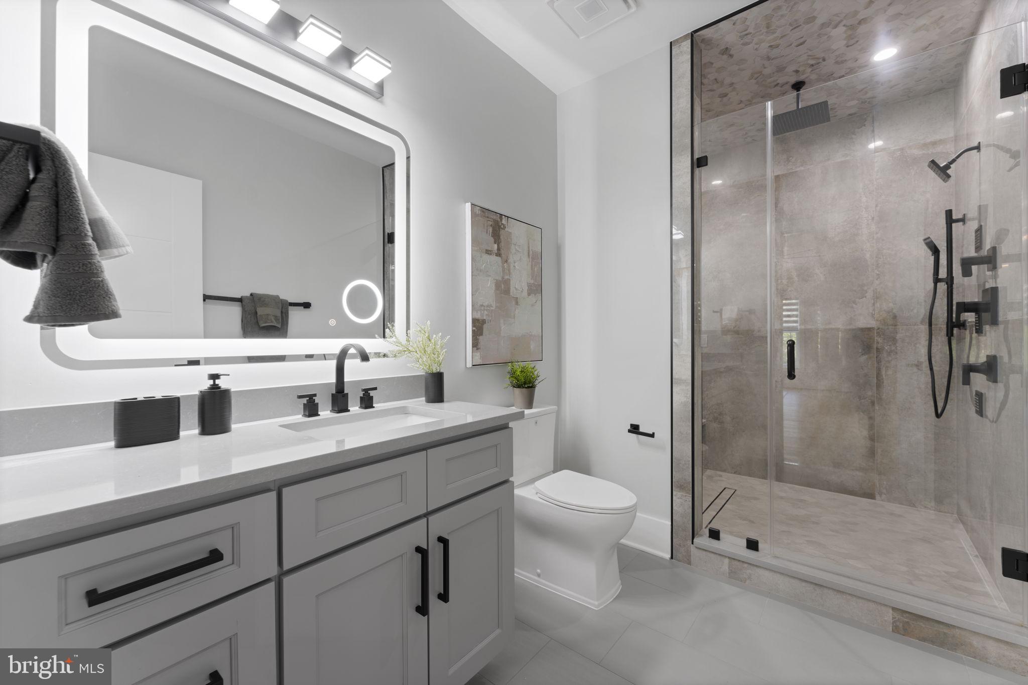 CHALET WOODS - Residential