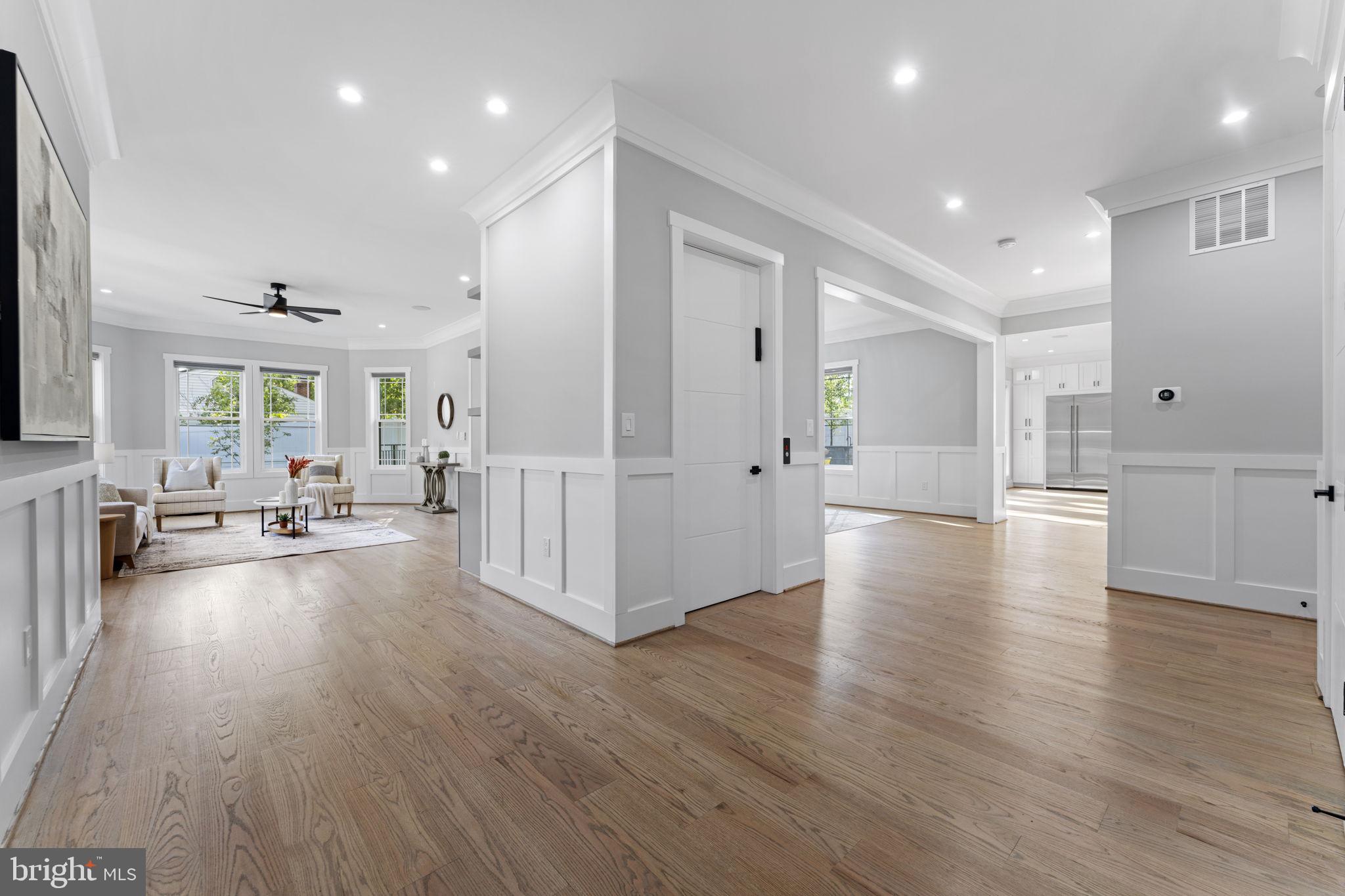 CHALET WOODS - Residential