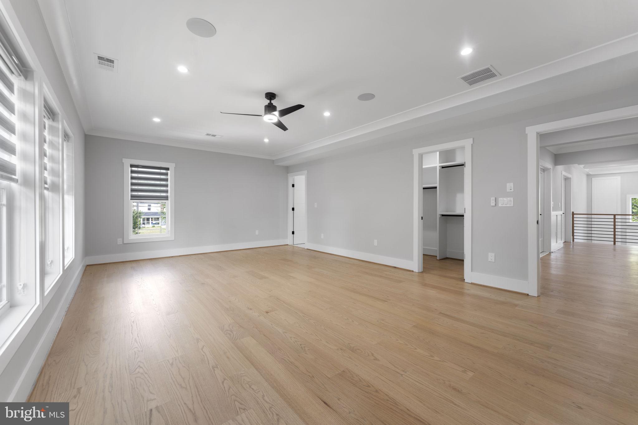 CHALET WOODS - Residential