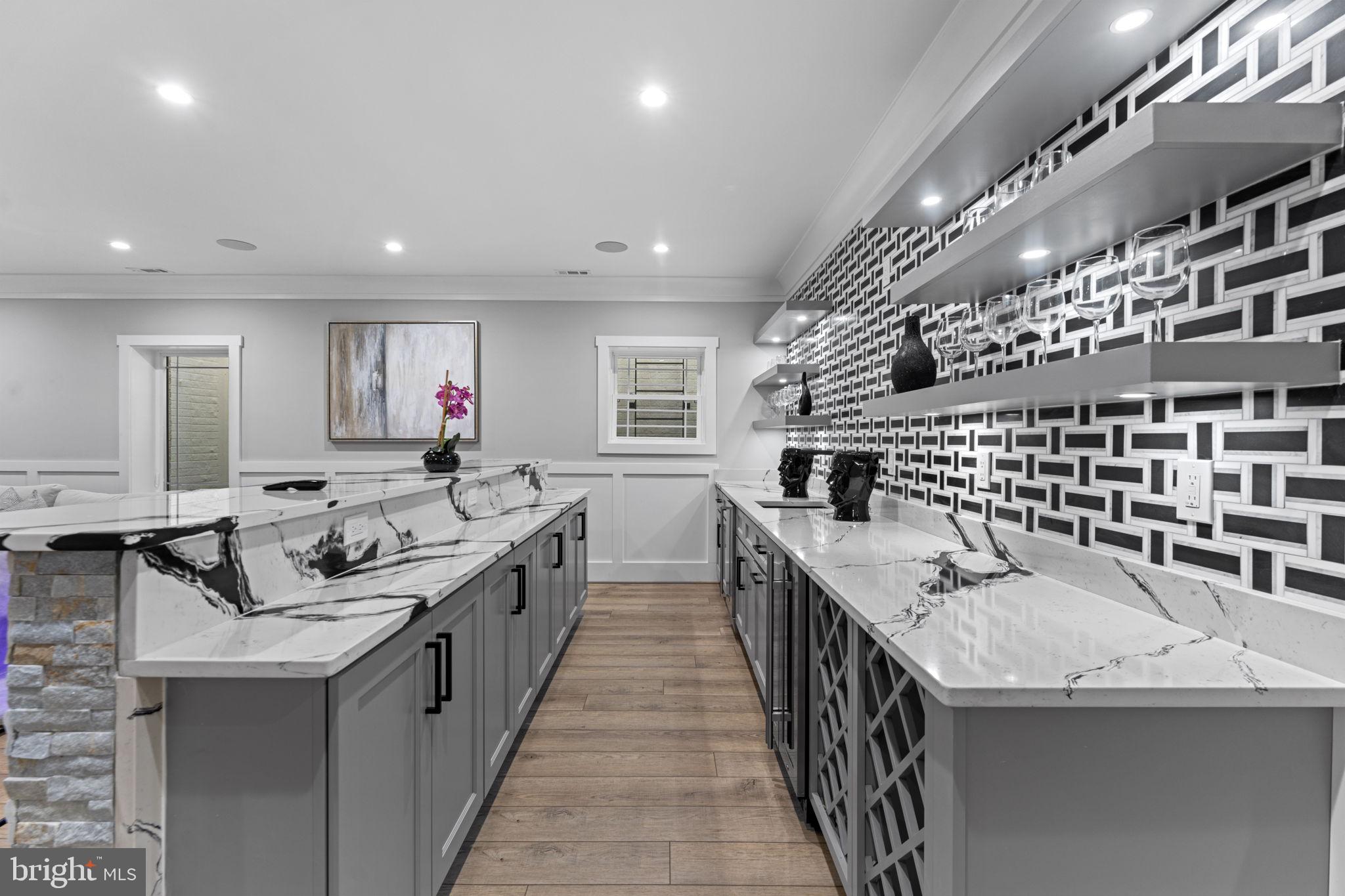 CHALET WOODS - Residential