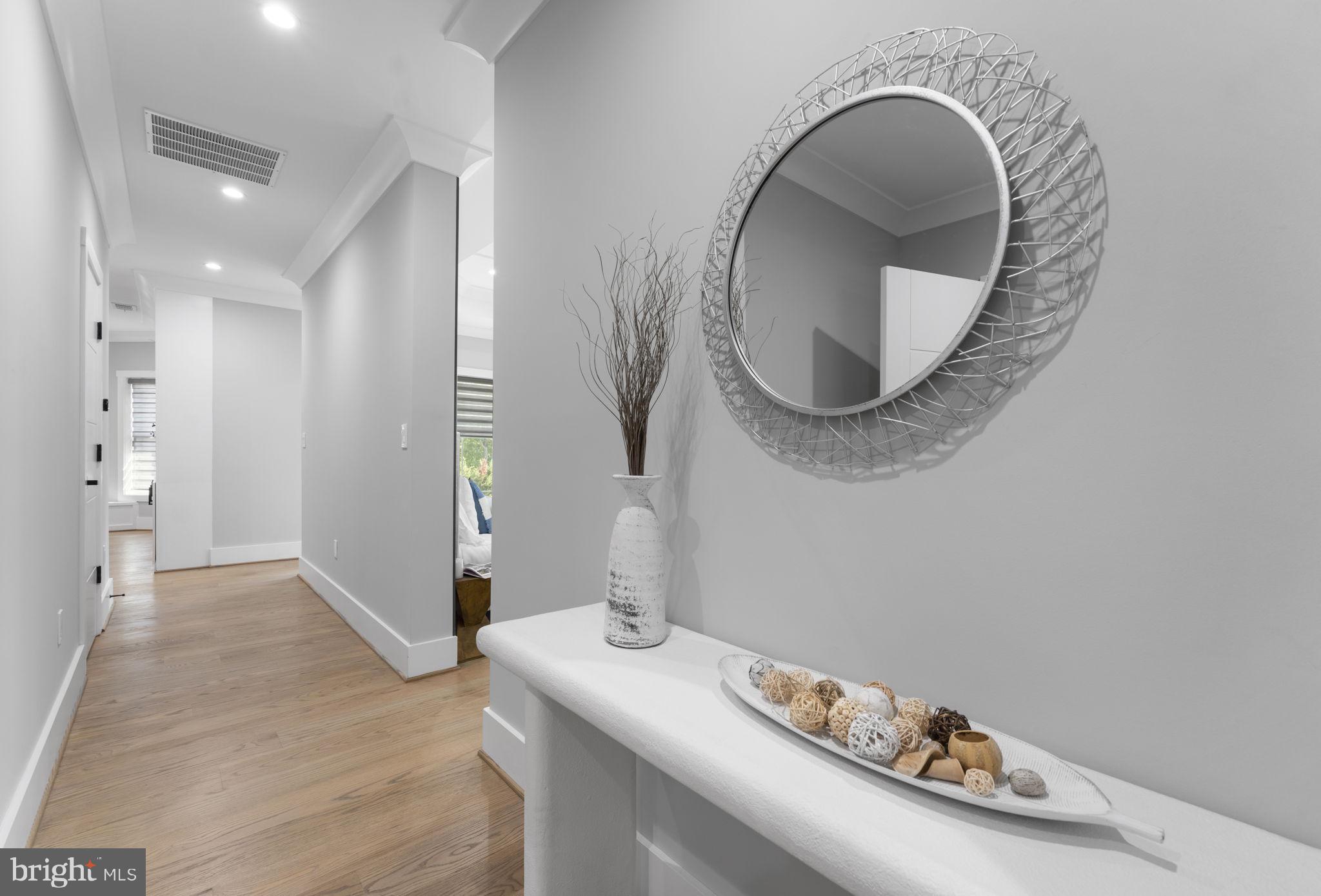 CHALET WOODS - Residential