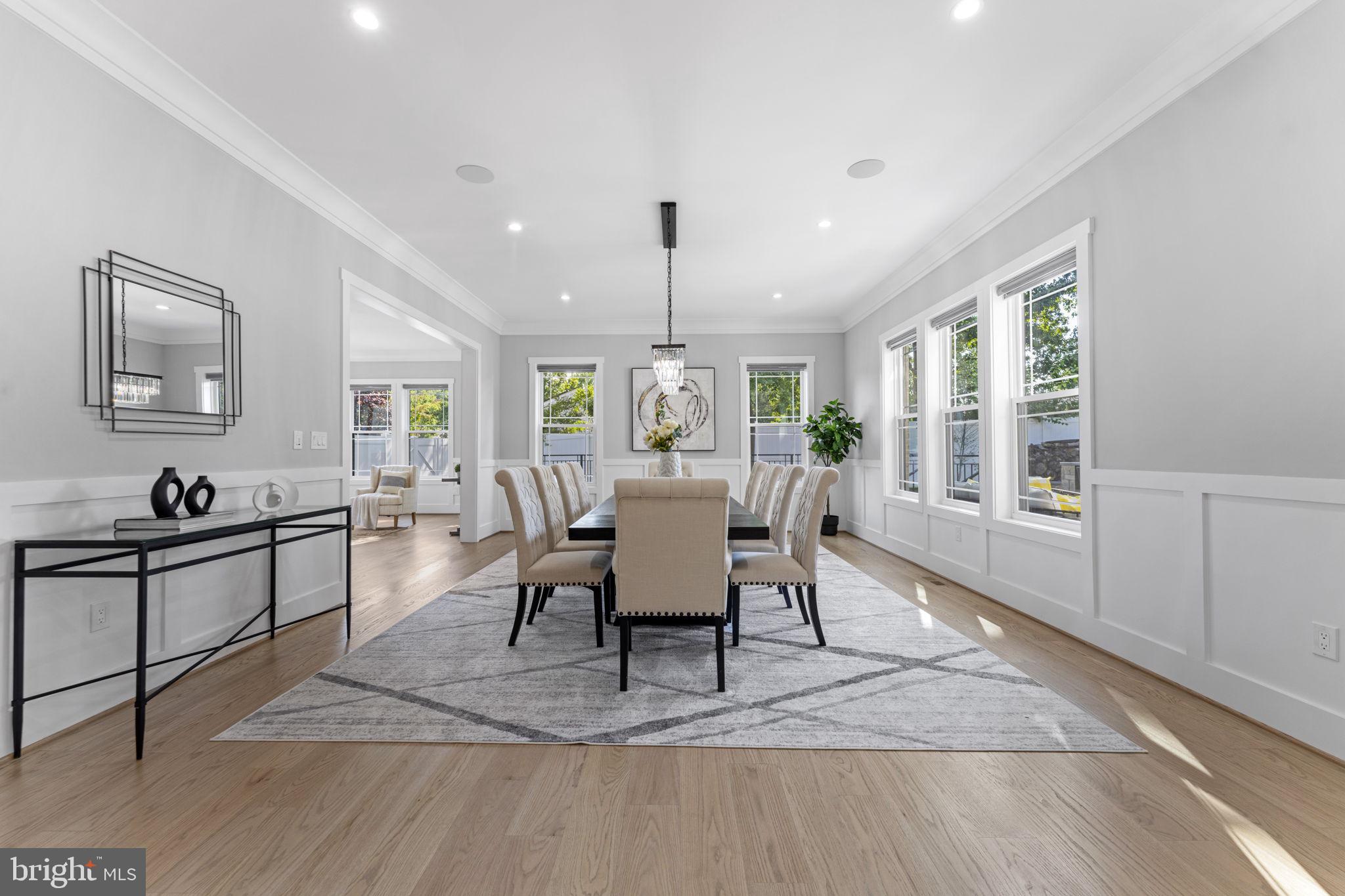 CHALET WOODS - Residential