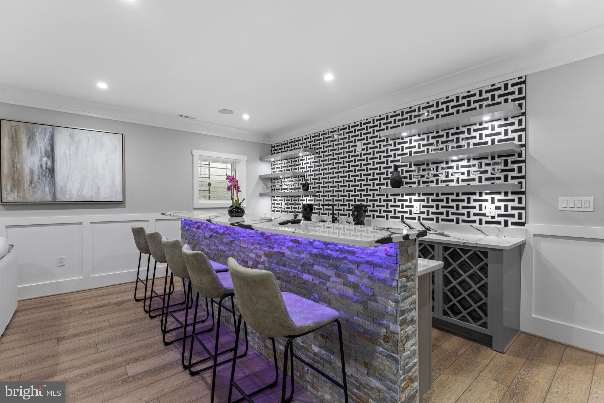 CHALET WOODS - Residential