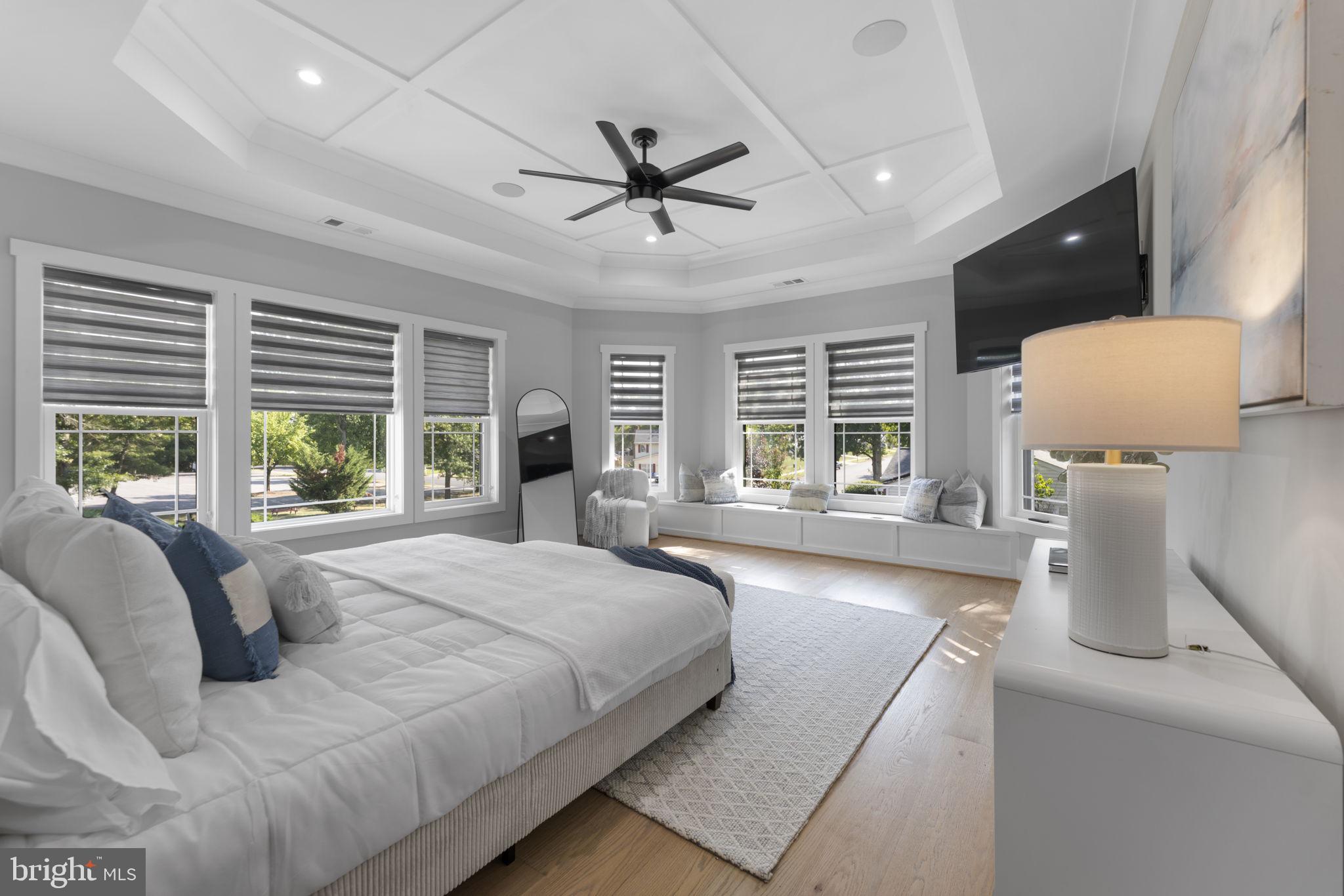 CHALET WOODS - Residential