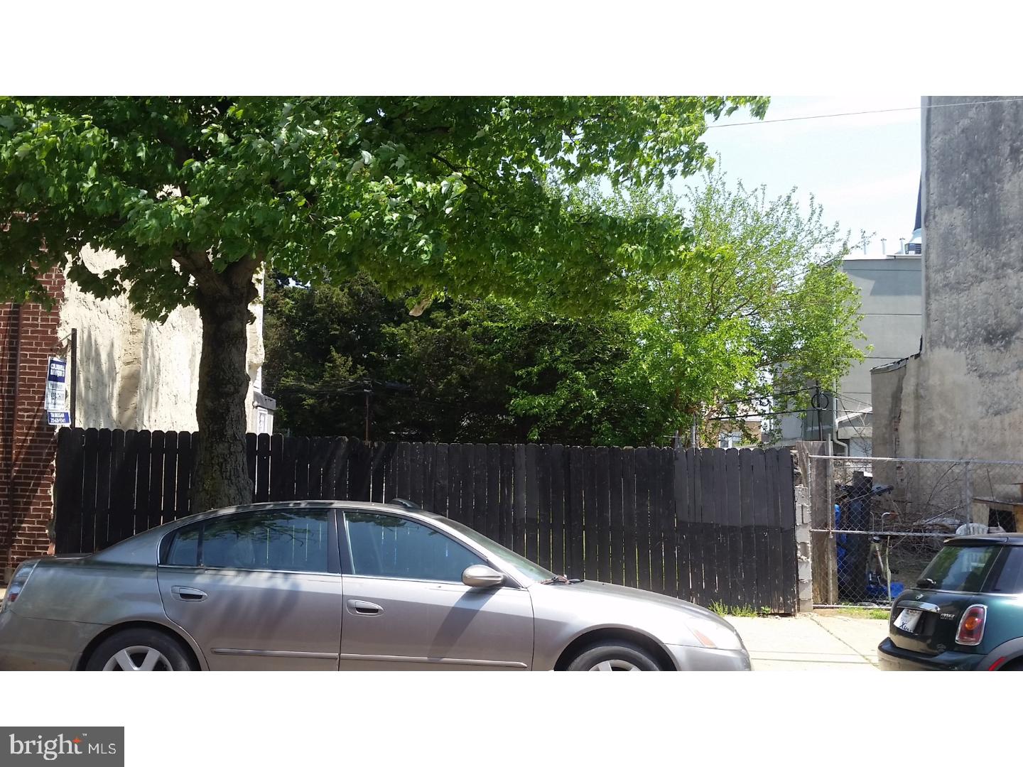 OLDE KENSINGTON - Land