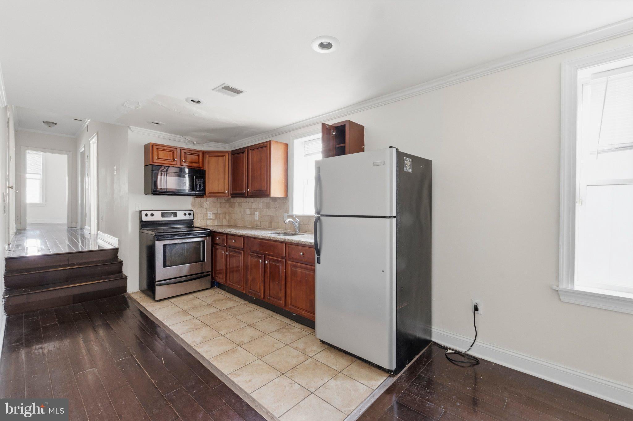 1832 N 18TH STREET C - Photo 2