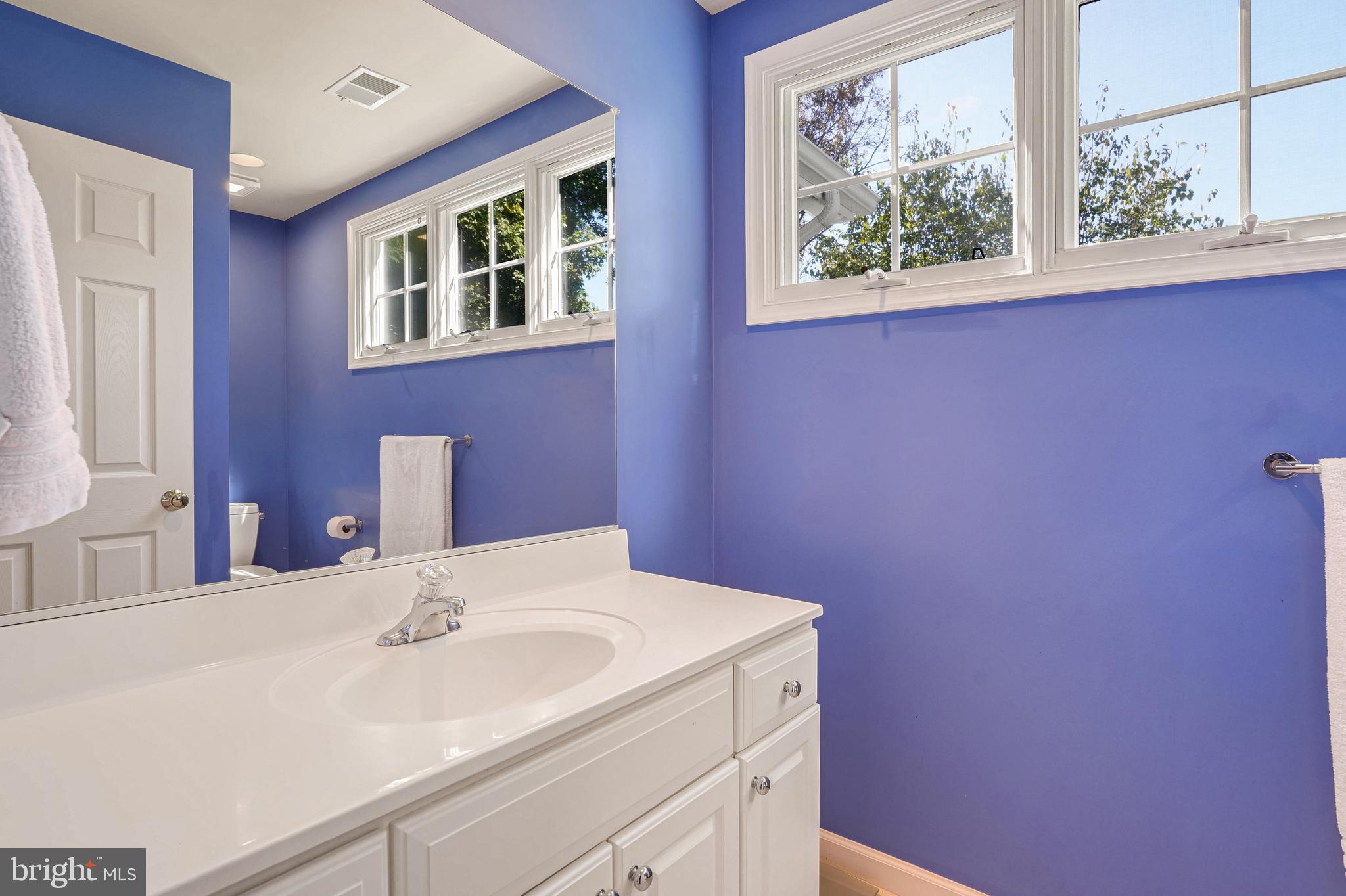 WOODSIDE - Residential