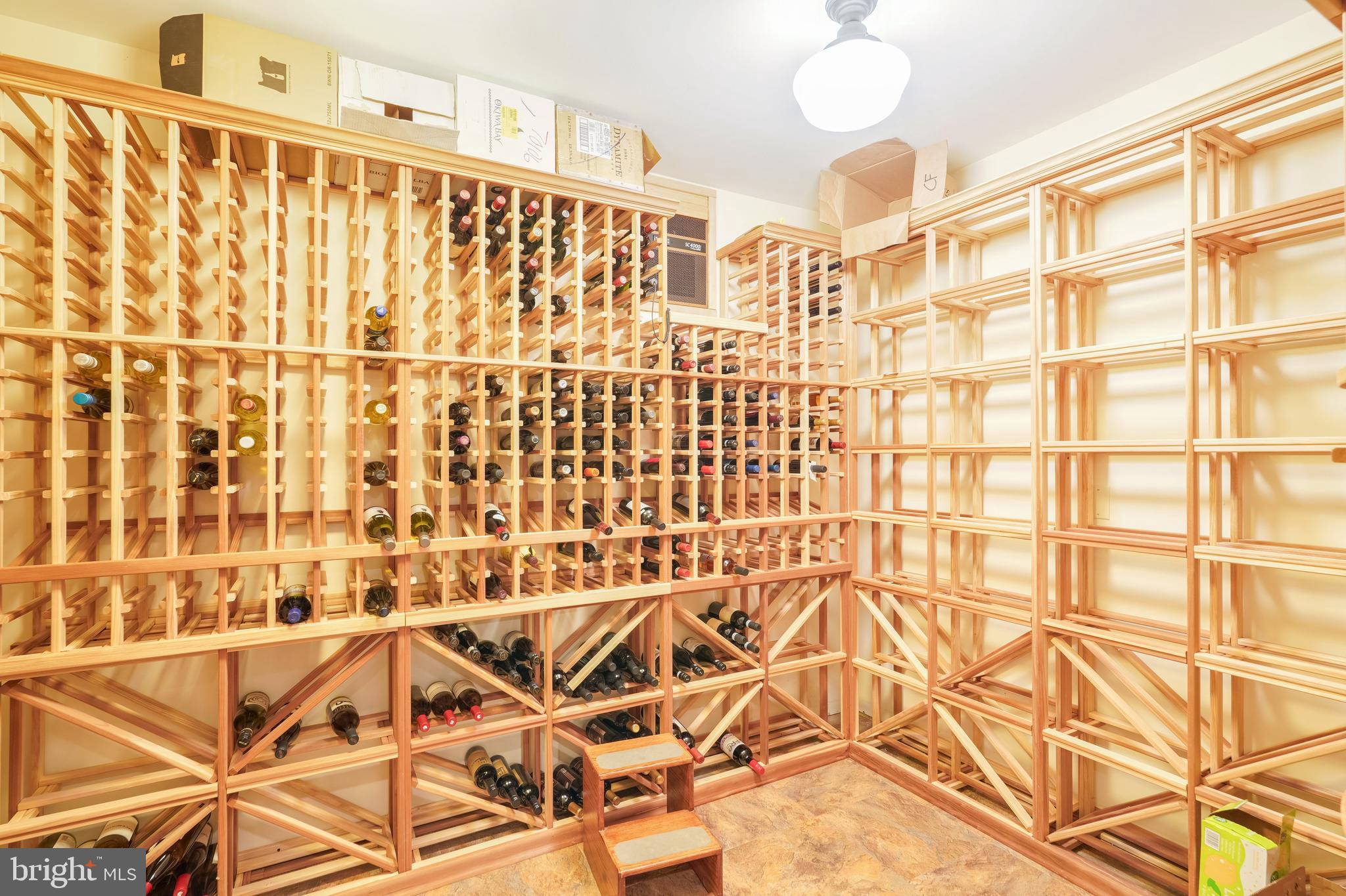 WOODSIDE - Residential