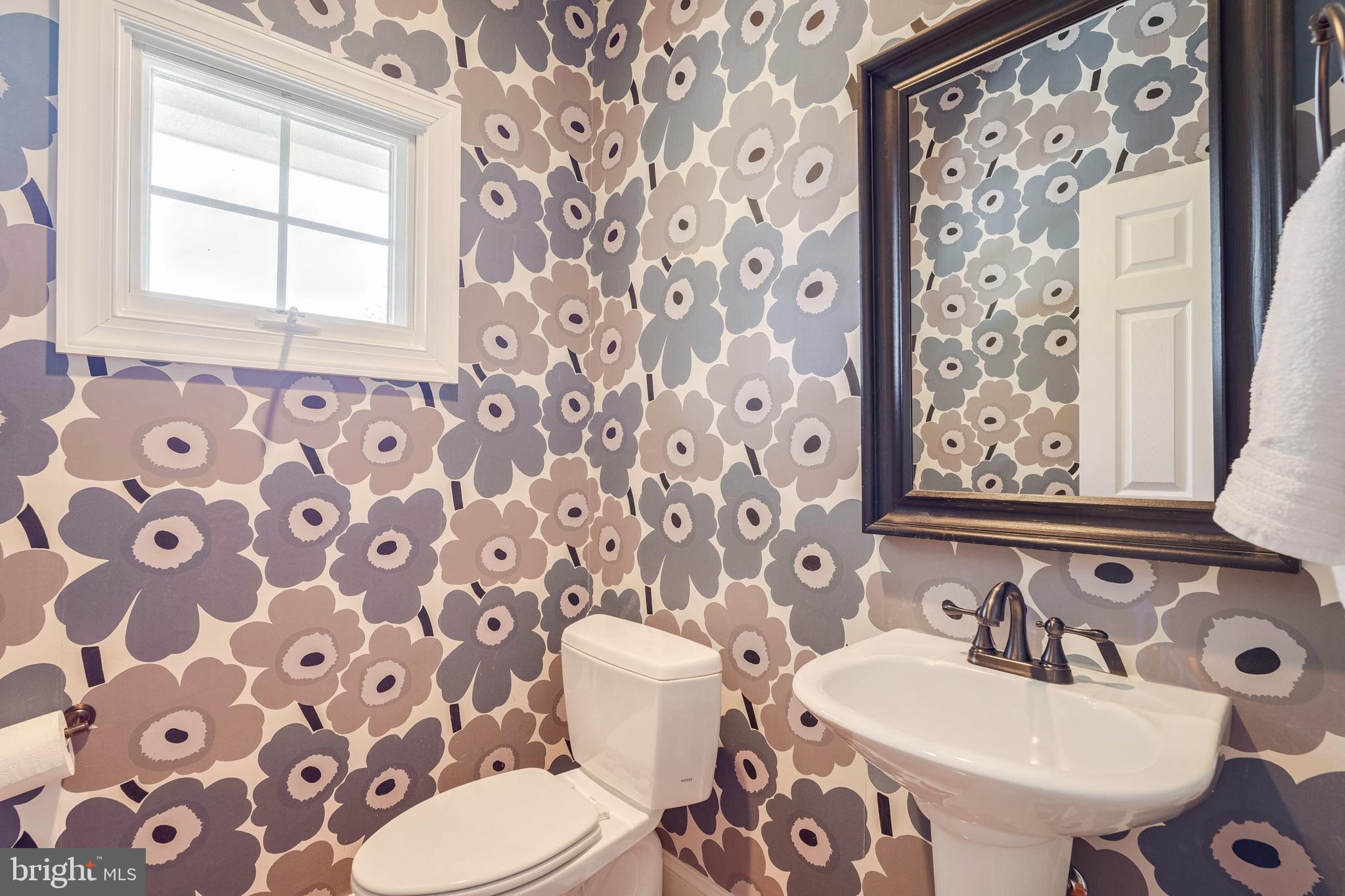 WOODSIDE - Residential