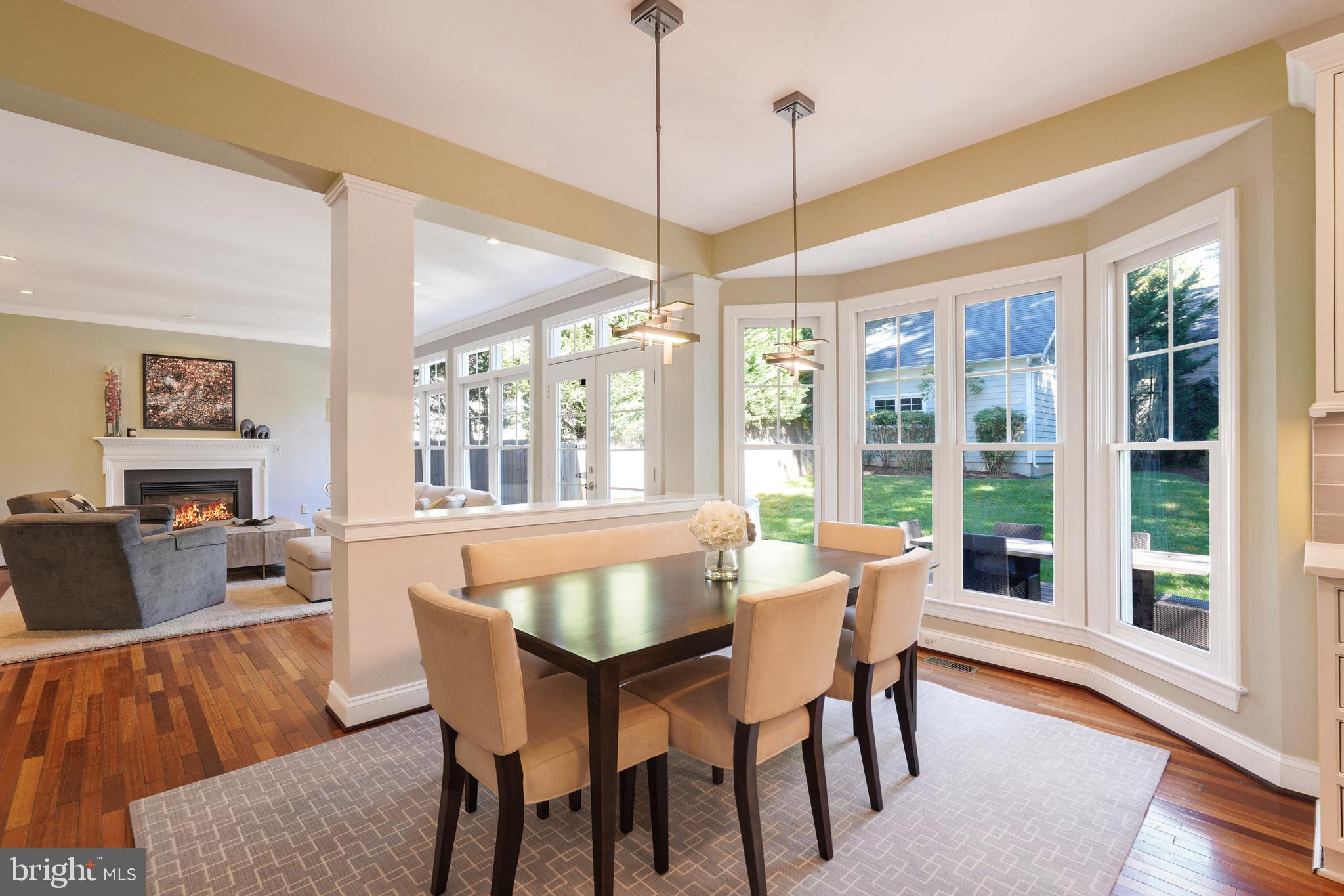 WOODSIDE - Residential