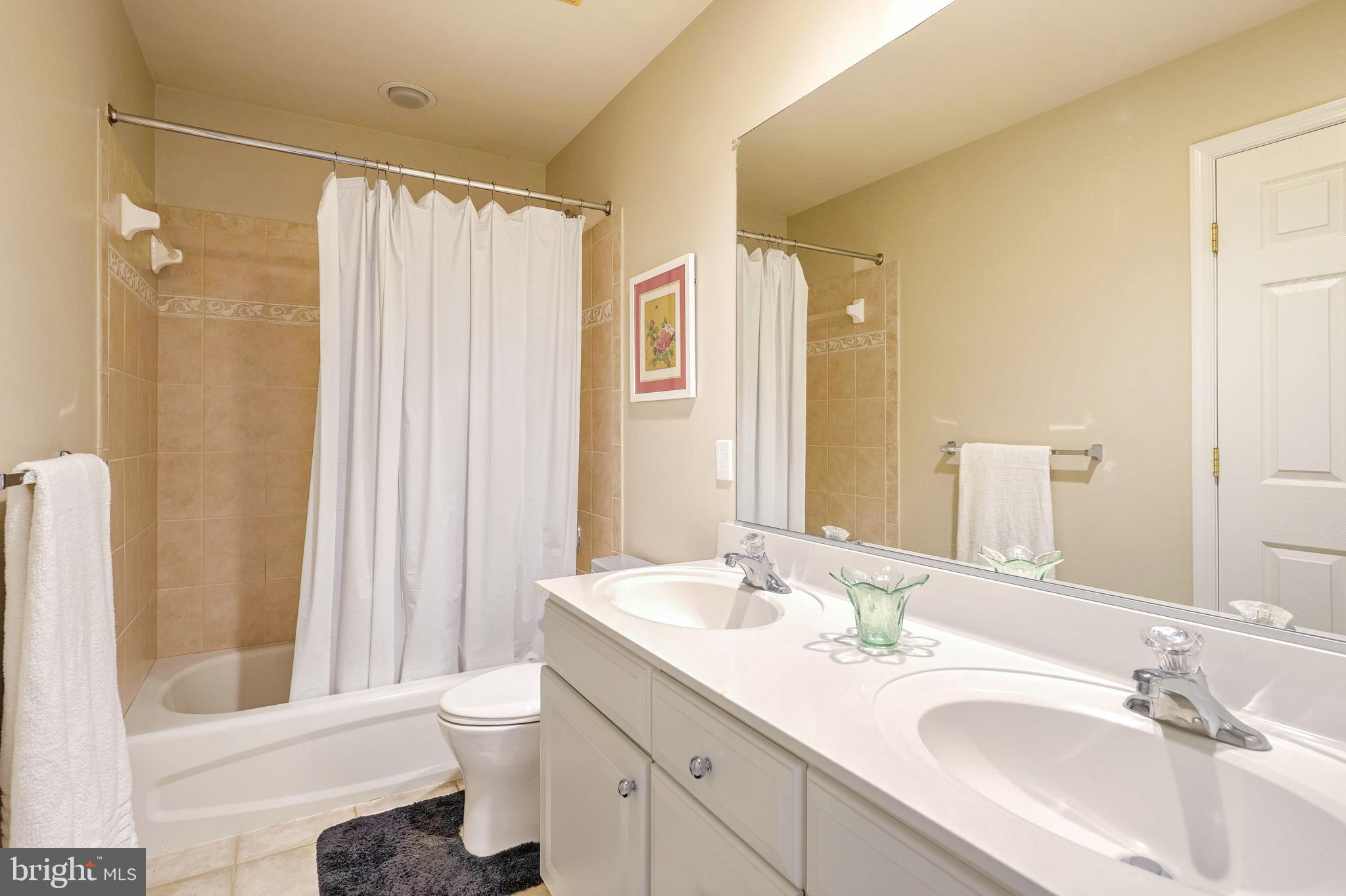 WOODSIDE - Residential