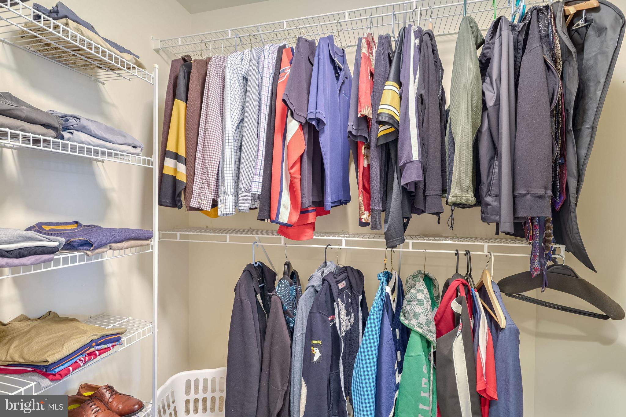 WOODSIDE - Residential