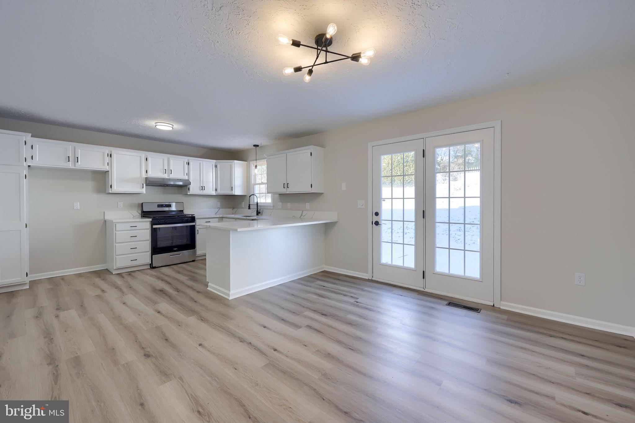 CHAPEL HILL - Residential