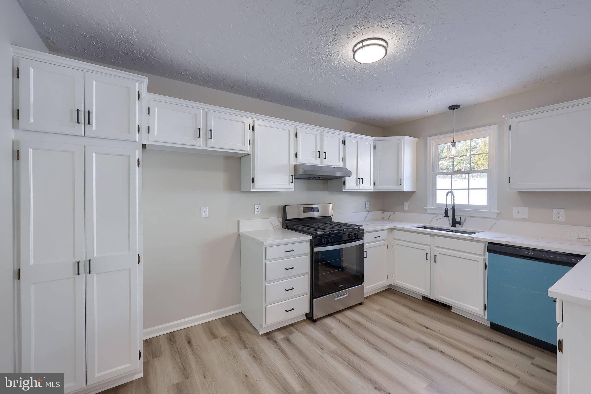 CHAPEL HILL - Residential