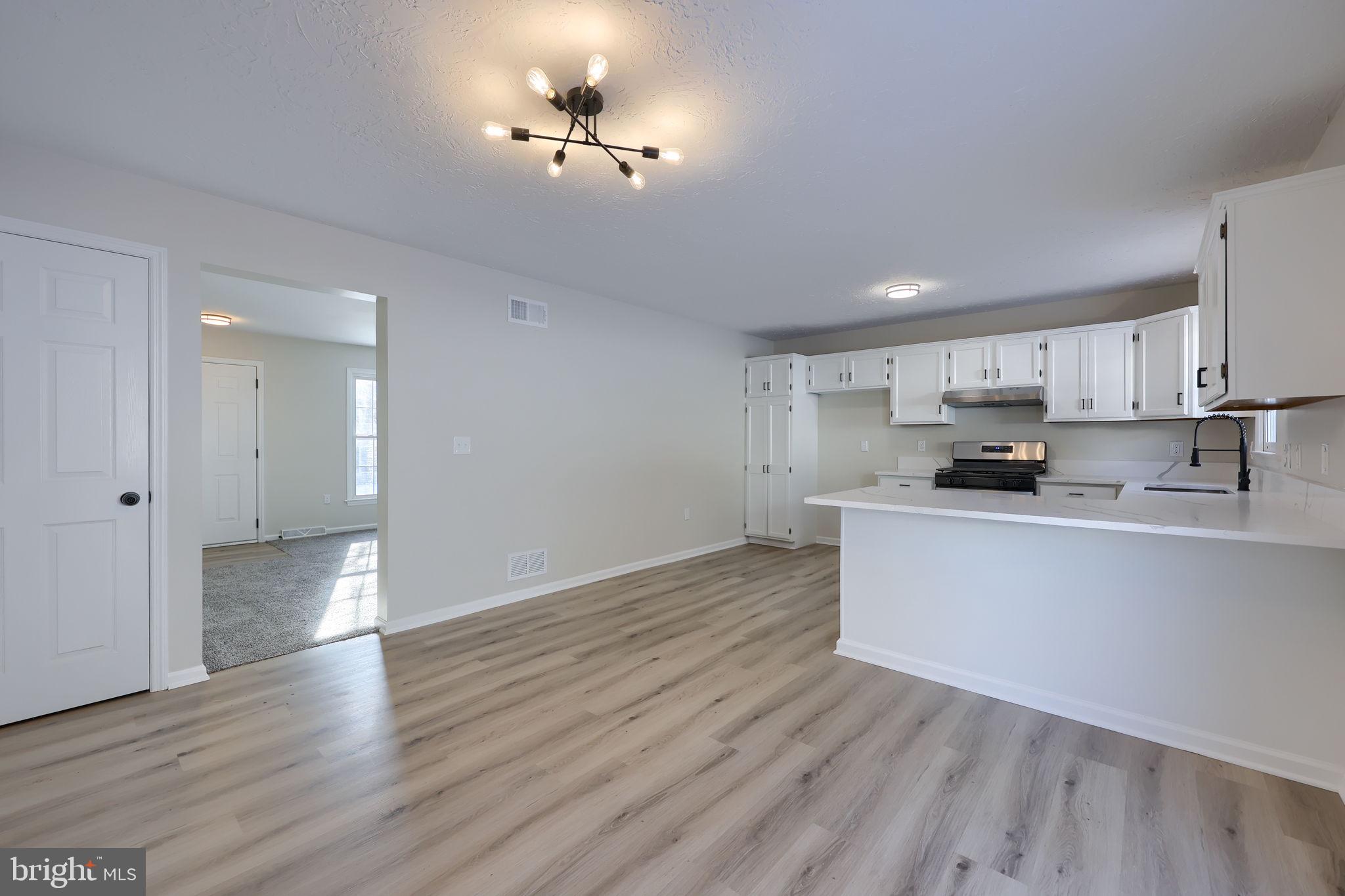 CHAPEL HILL - Residential