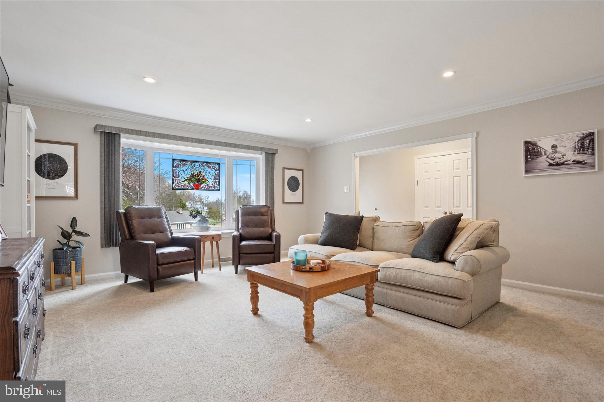 BRENTWOOD MANOR - Residential