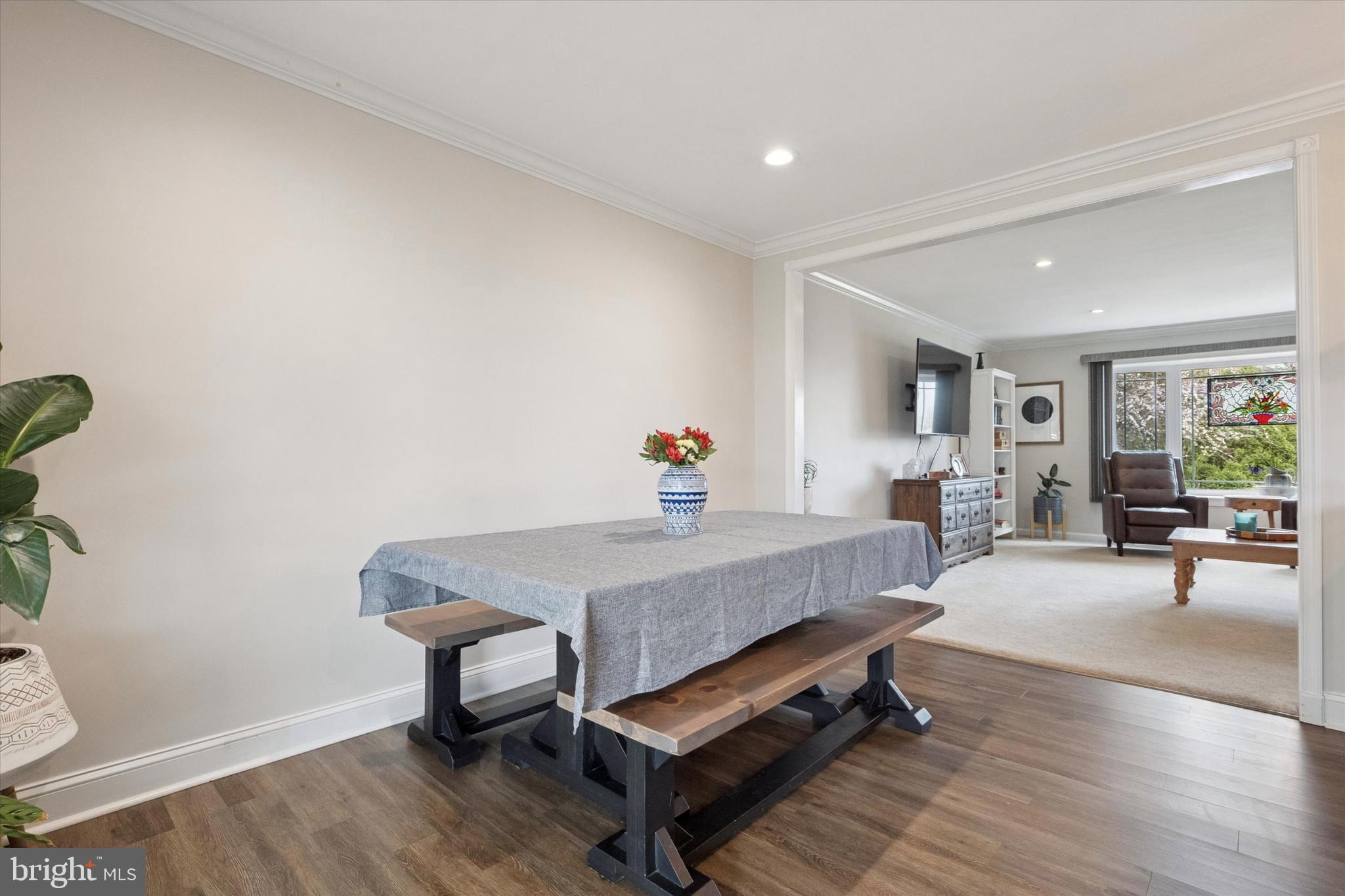 BRENTWOOD MANOR - Residential