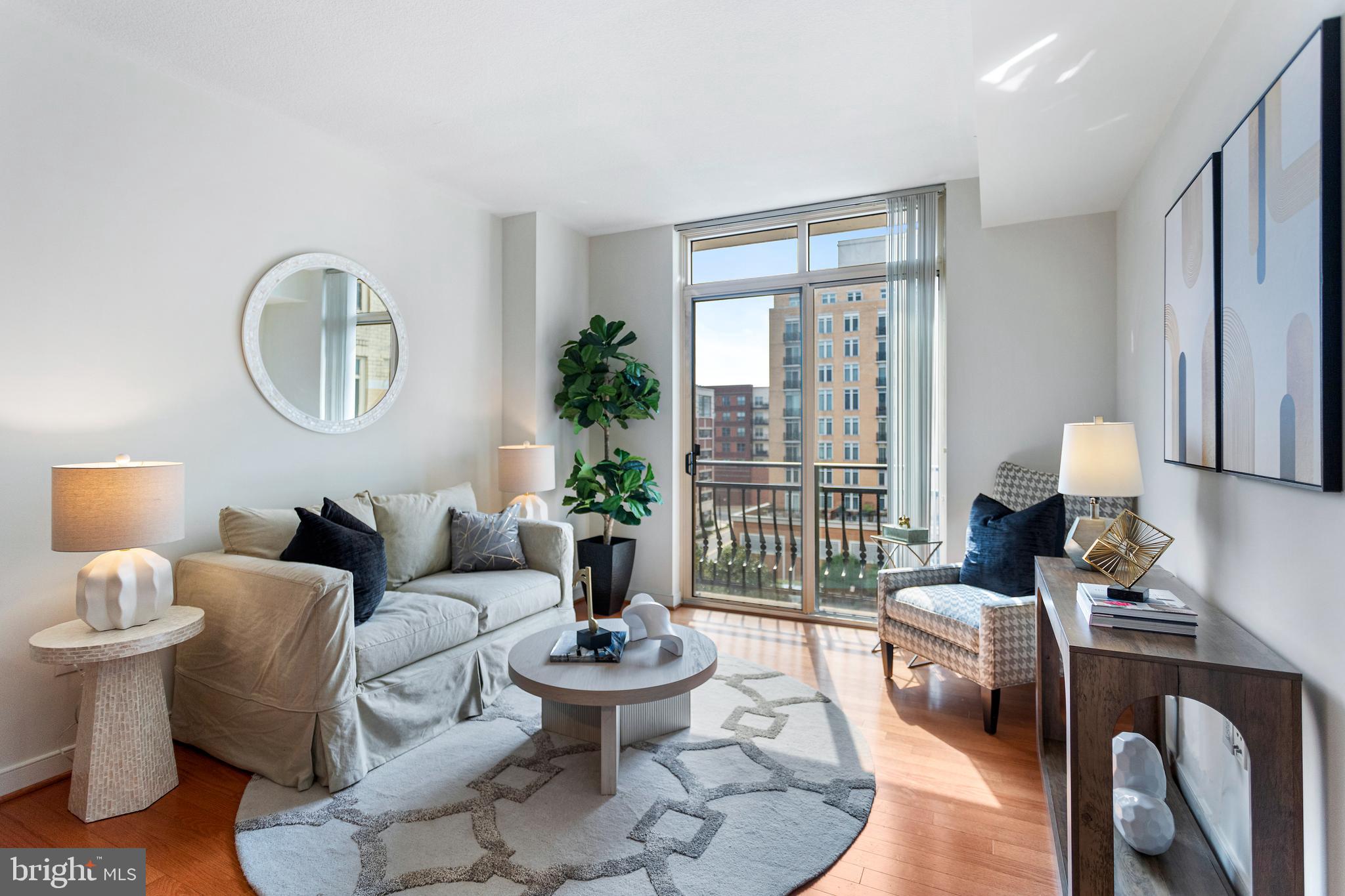 NATIONAL HARBOR - Residential