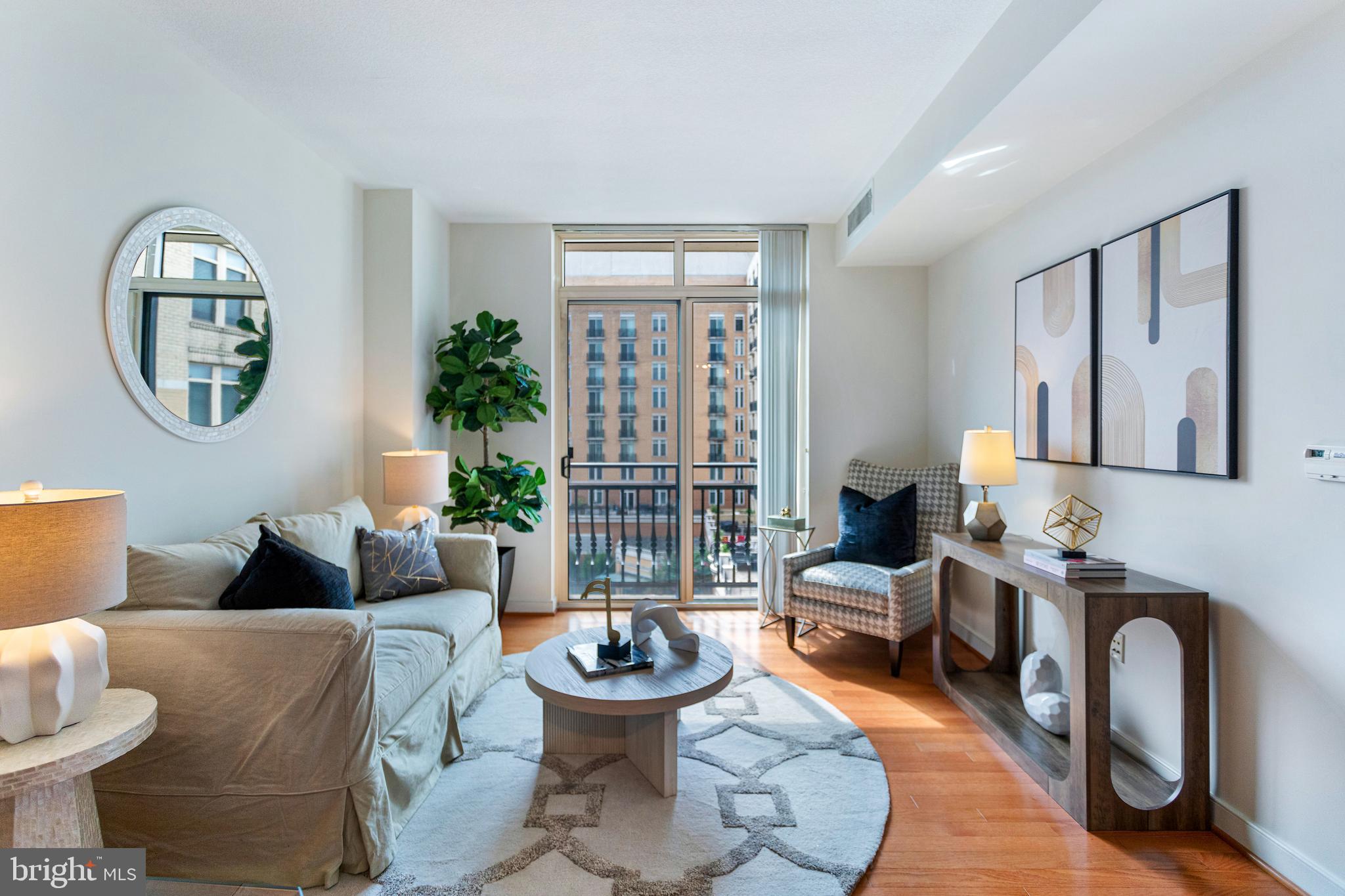 NATIONAL HARBOR - Residential