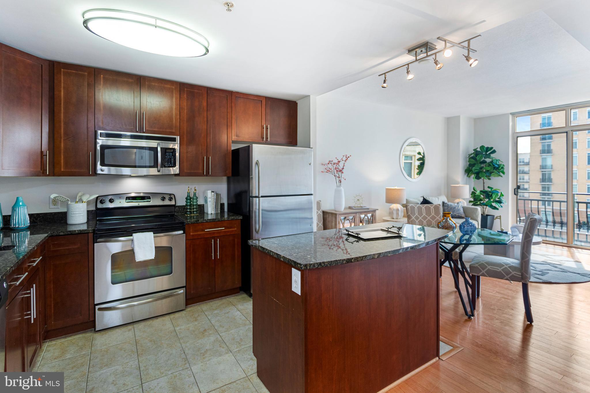 NATIONAL HARBOR - Residential