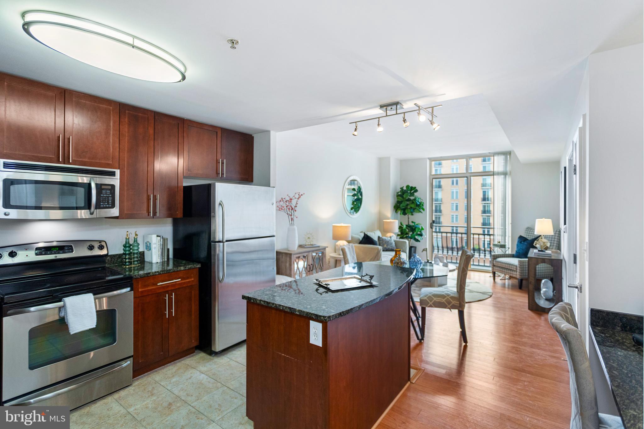 NATIONAL HARBOR - Residential