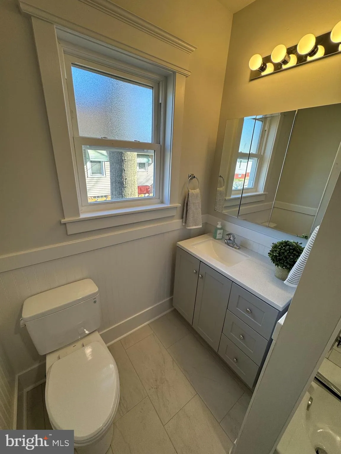 Gloucester City, New Jersey 08030, United States, 4 Bedrooms Bedrooms, ,Residential,Active,95529