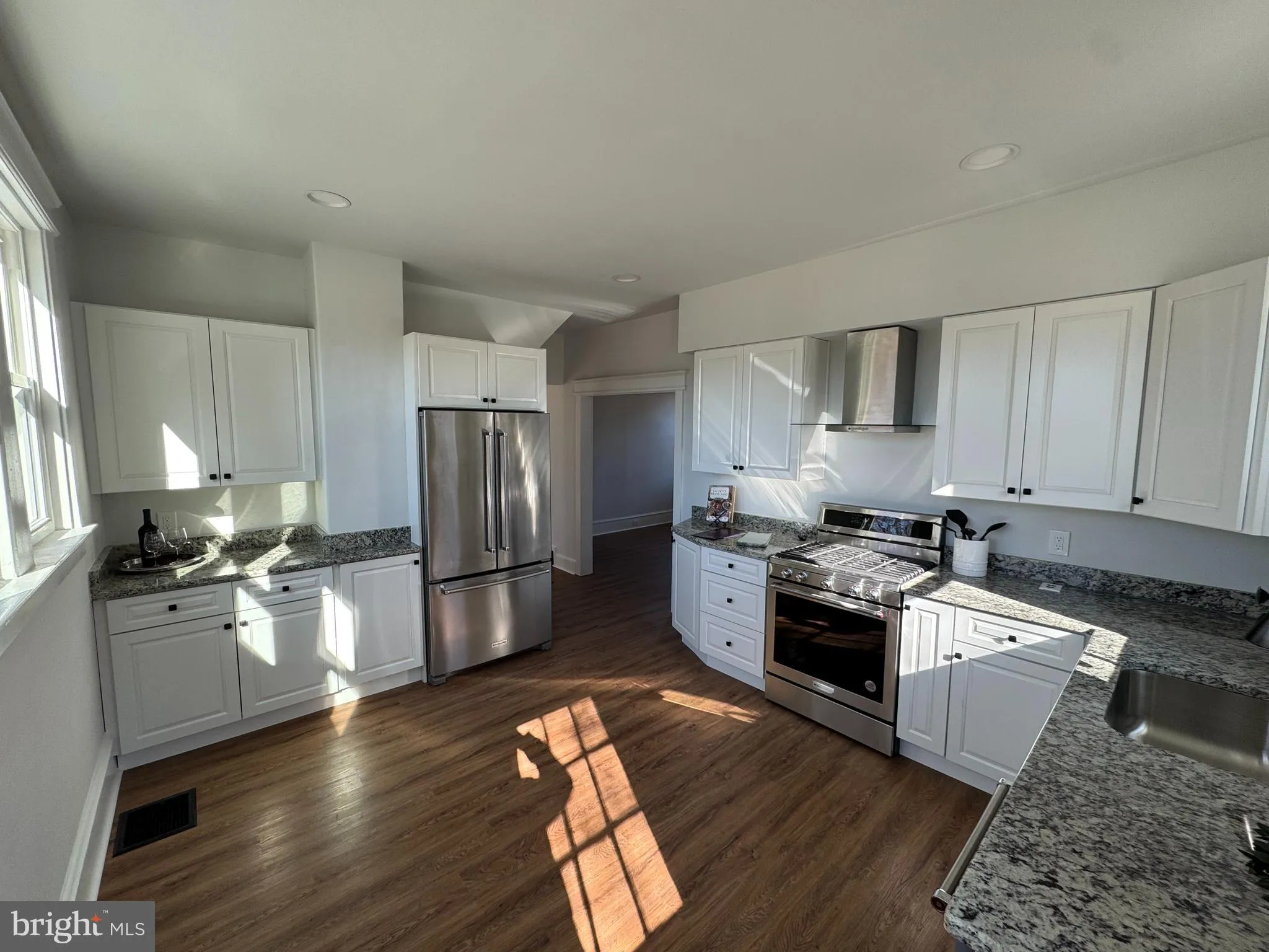 Gloucester City, New Jersey 08030, United States, 4 Bedrooms Bedrooms, ,Residential,Active,95529