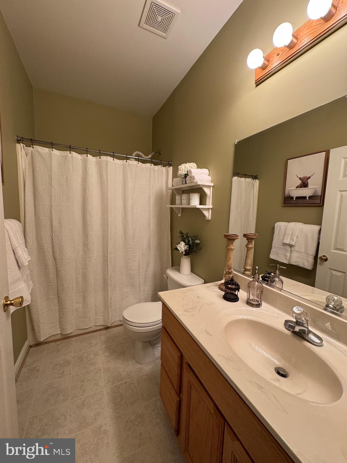 PINE POINTE WOODS - Residential