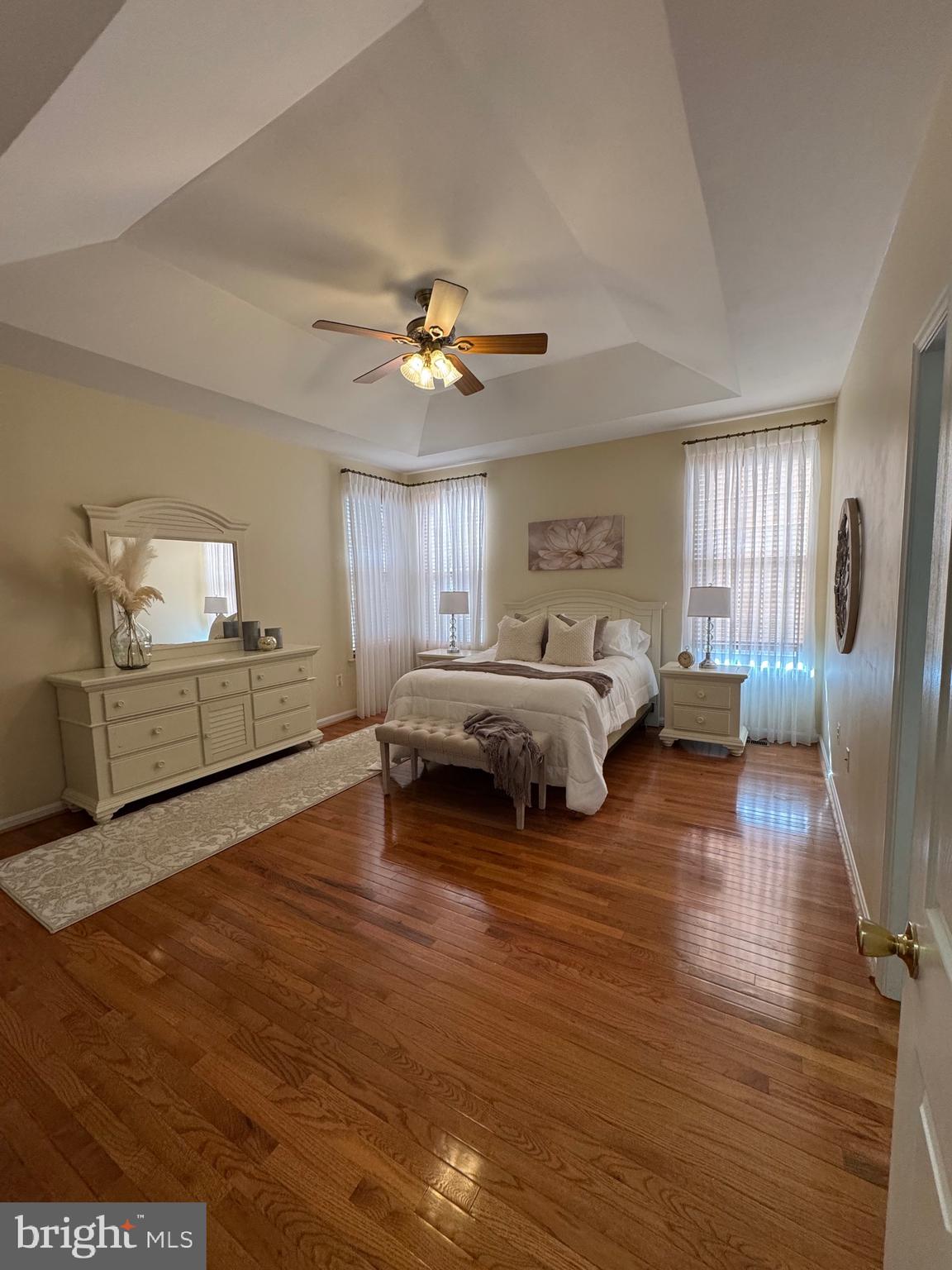 PINE POINTE WOODS - Residential