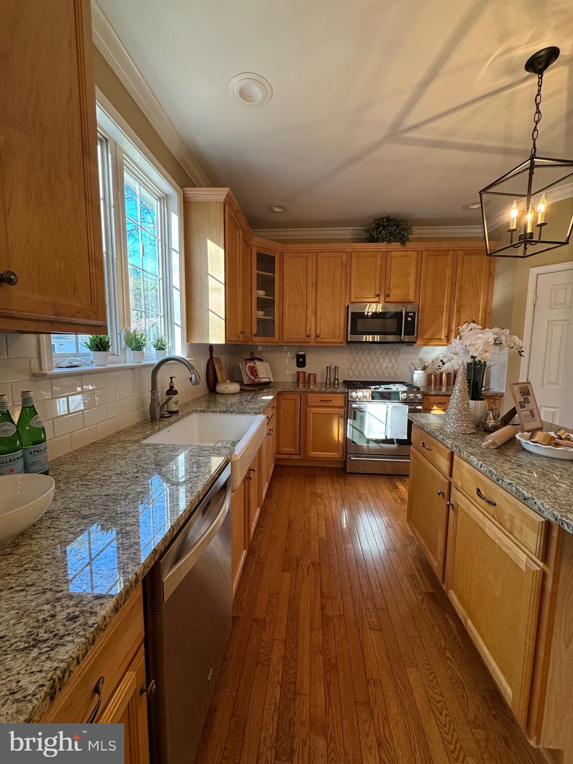 PINE POINTE WOODS - Residential