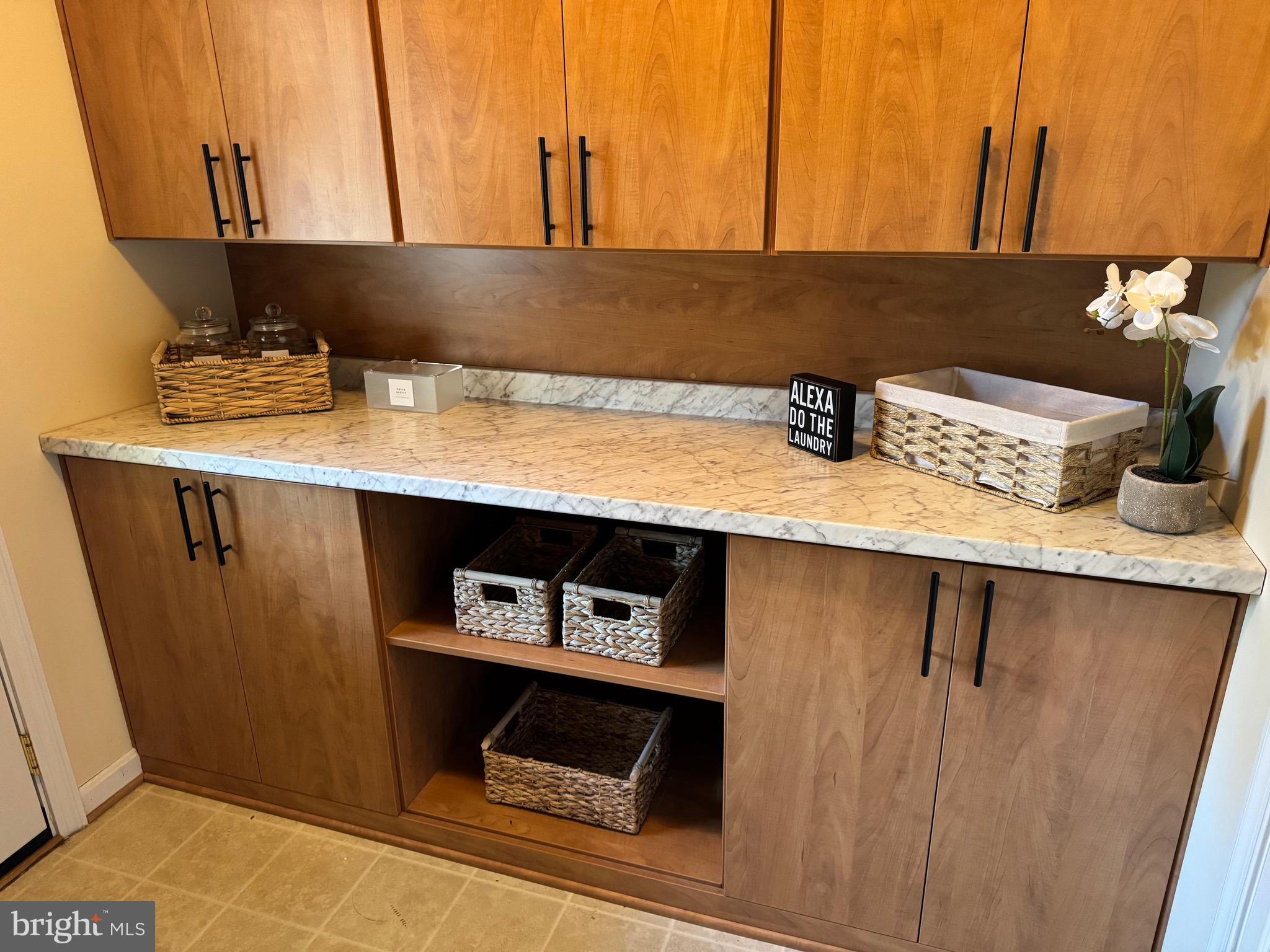 PINE POINTE WOODS - Residential