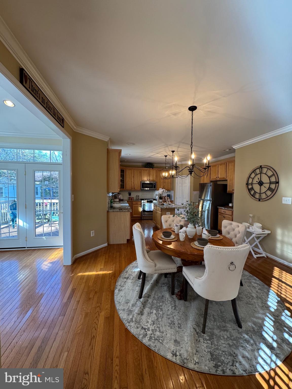 PINE POINTE WOODS - Residential