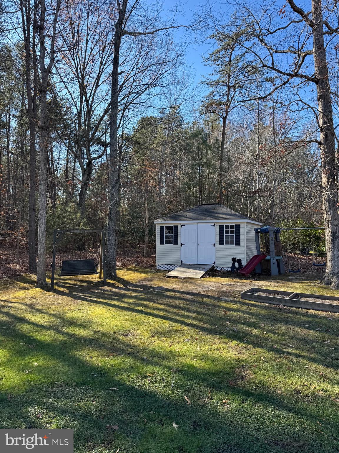 PINE POINTE WOODS - Residential