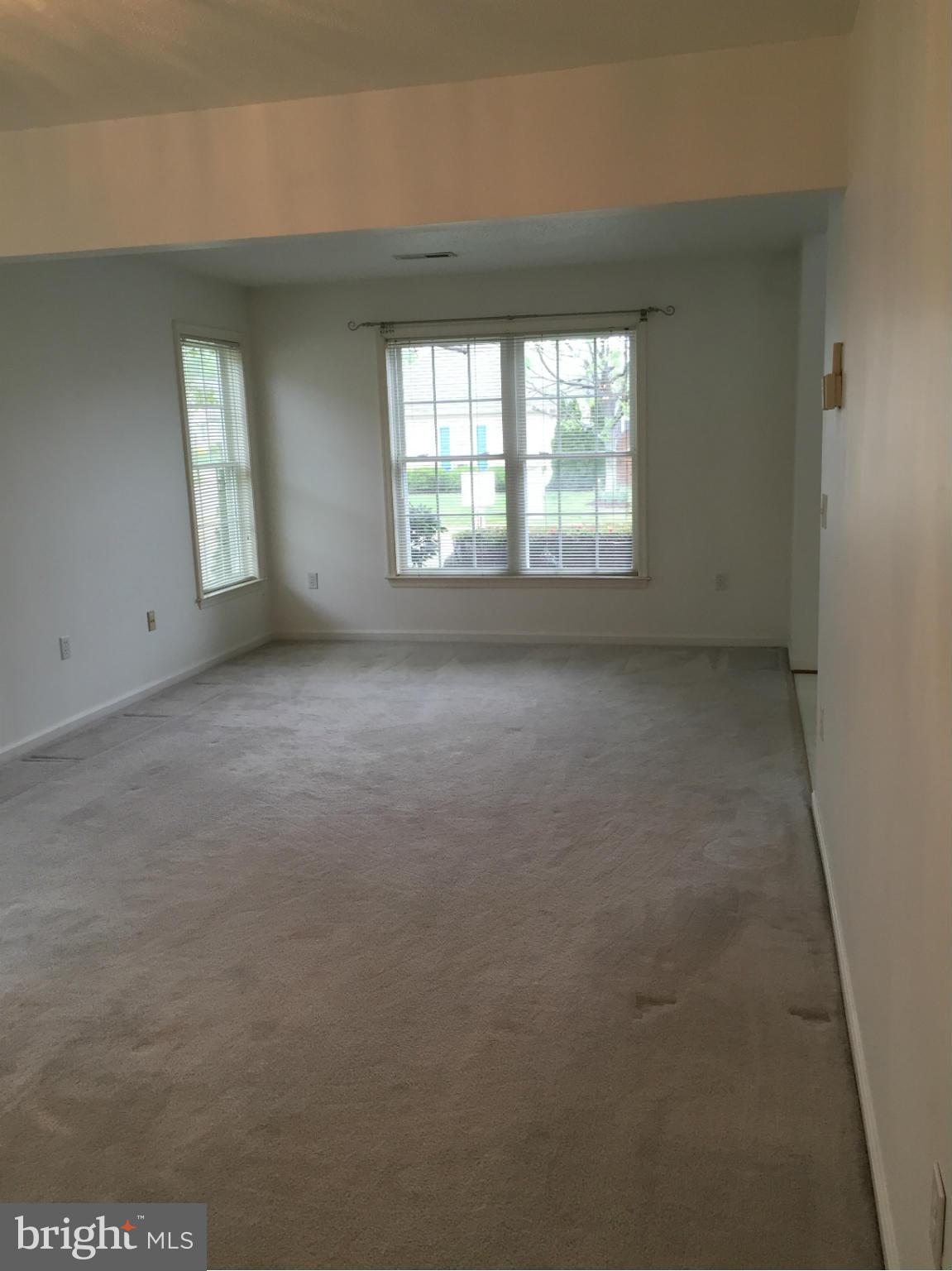 WILLOW SHADE - Residential