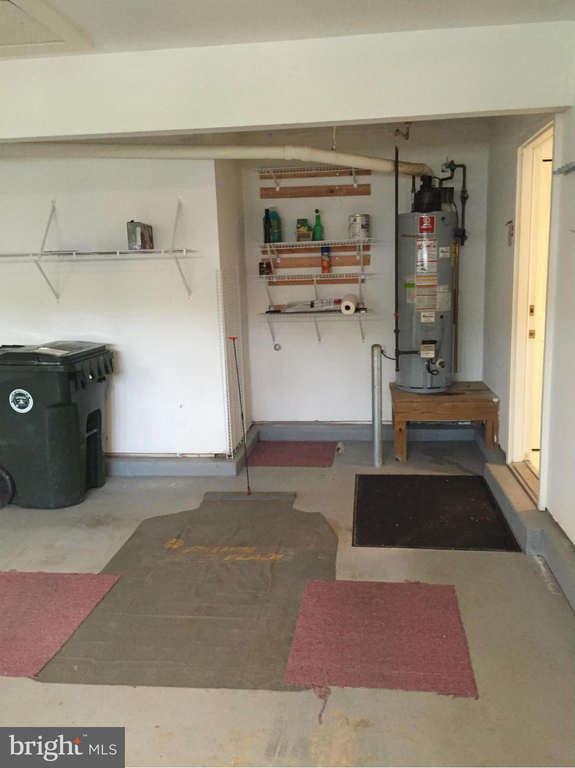 WILLOW SHADE - Residential