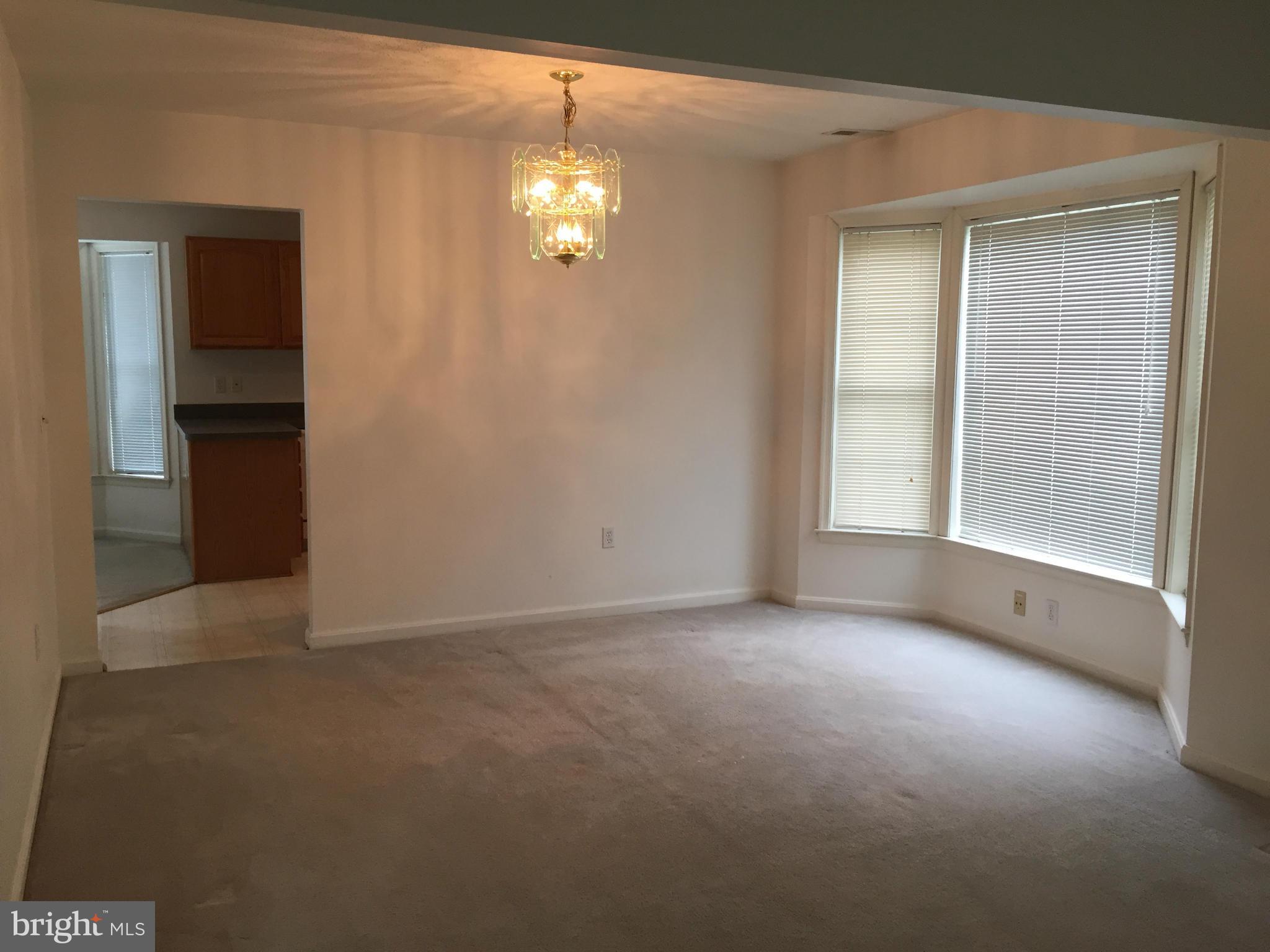 WILLOW SHADE - Residential