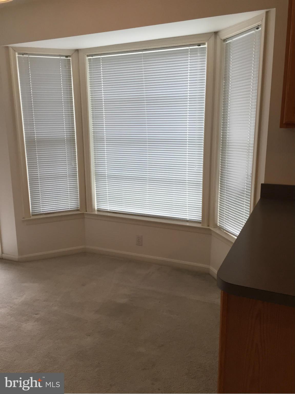 WILLOW SHADE - Residential