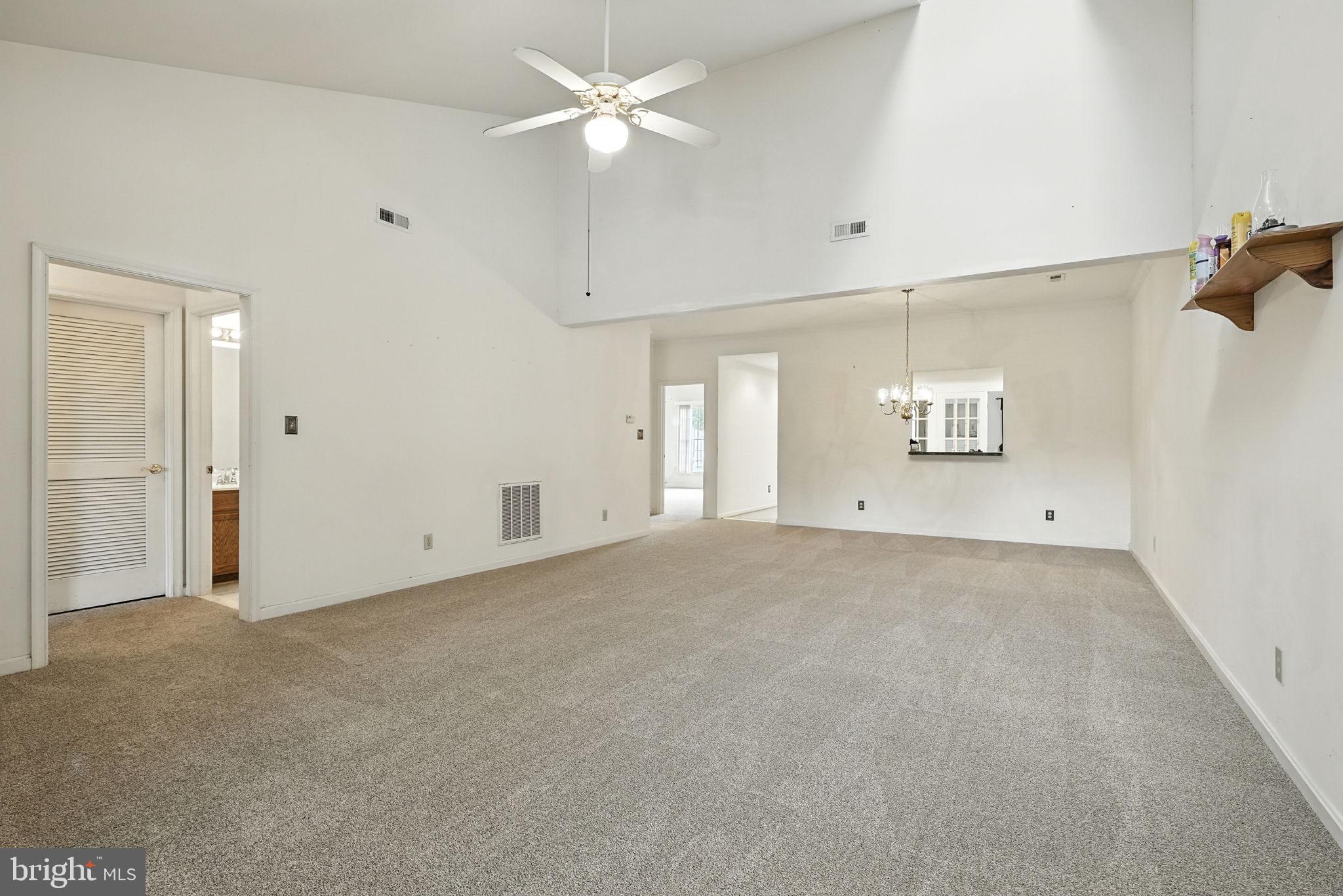 11004 JAGUAR COURT