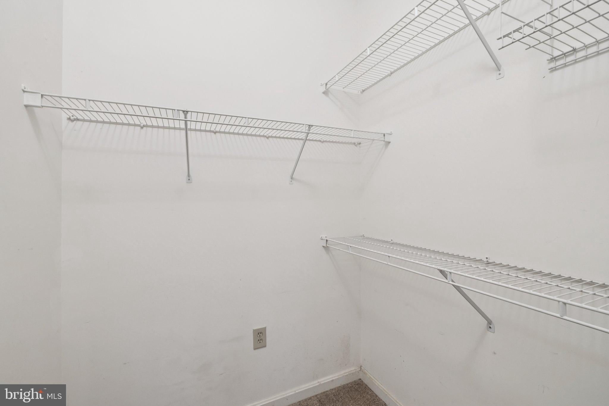 SALEM FIELDS - Residential