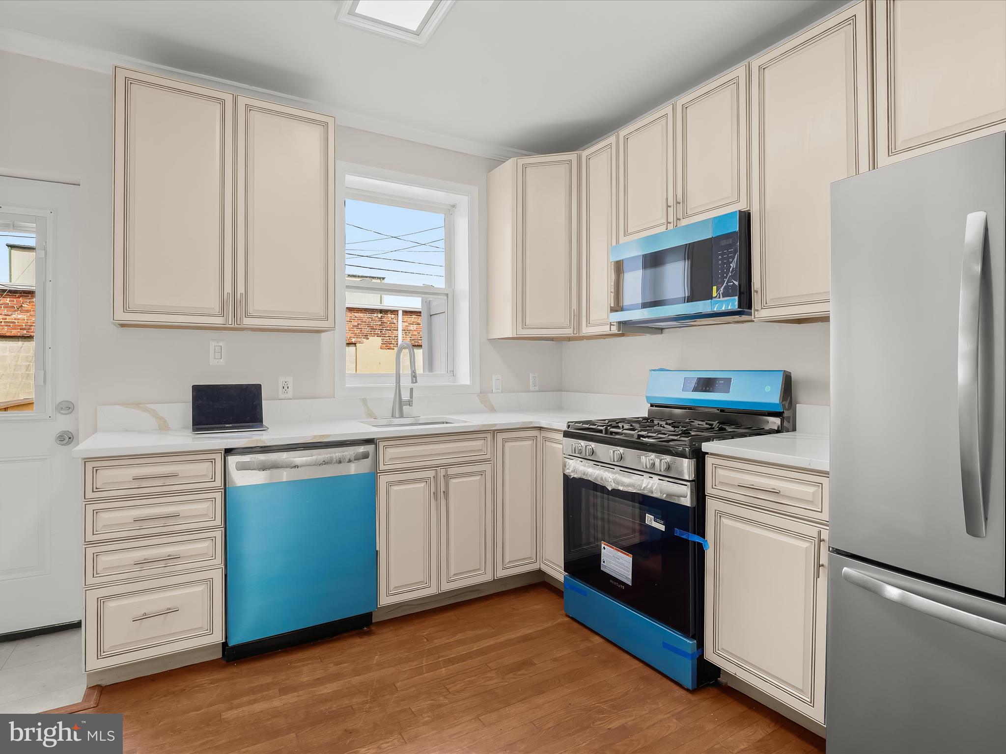 WASHINGTON VILLAGE - Residential