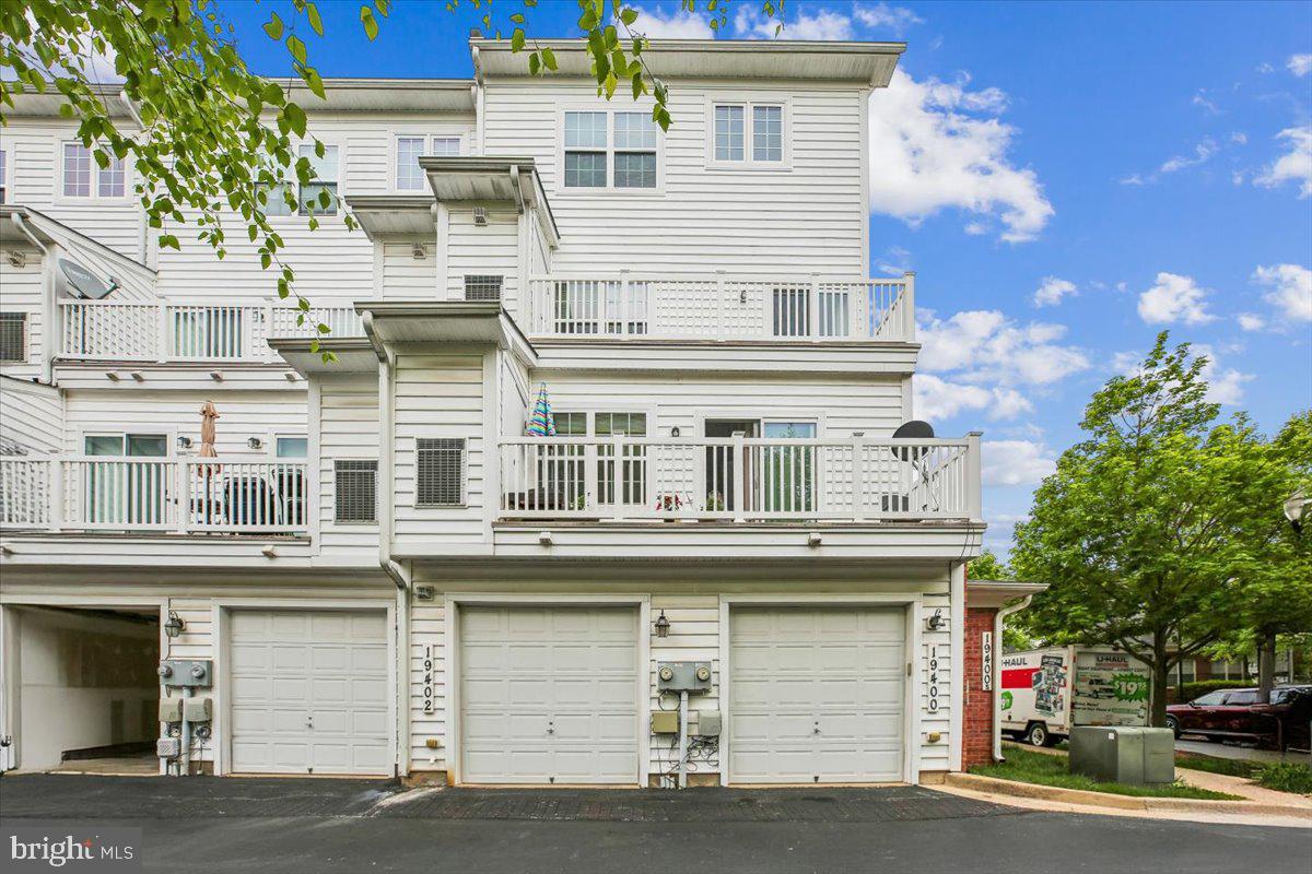BUCKINGHAM STATION - Residential